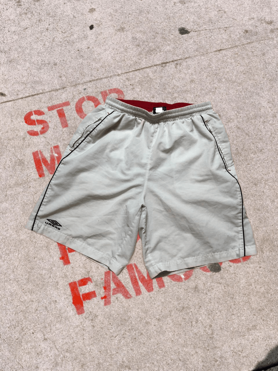Umbro Vintage 90s Umbro shorts streetwear y2k Size US 32 / EU 48 - 1 Thumbnail