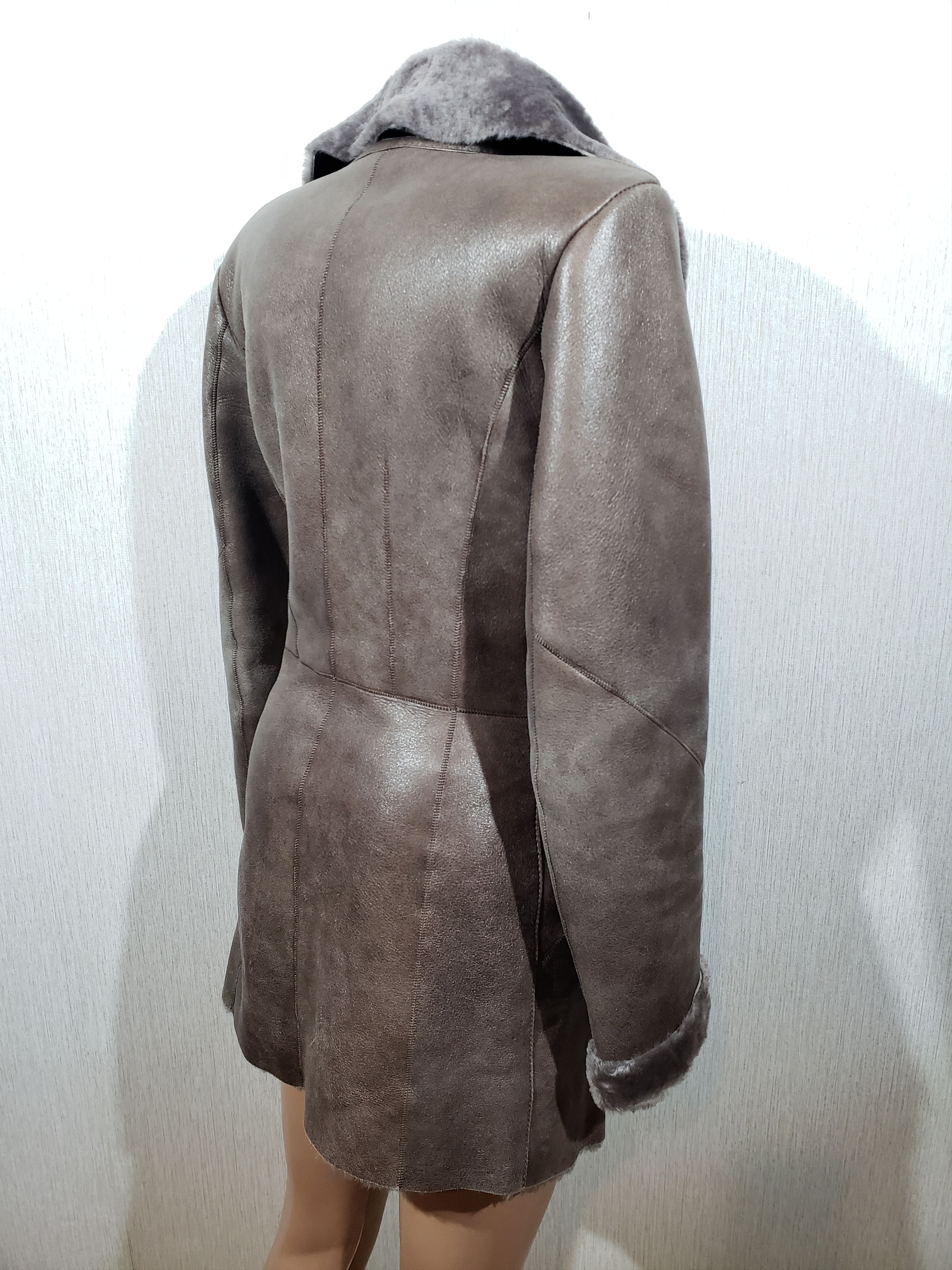 Other Stylish brown sheepskin coat with zipper. Size XS / US 0-2 / IT 36-38 - 5 Thumbnail