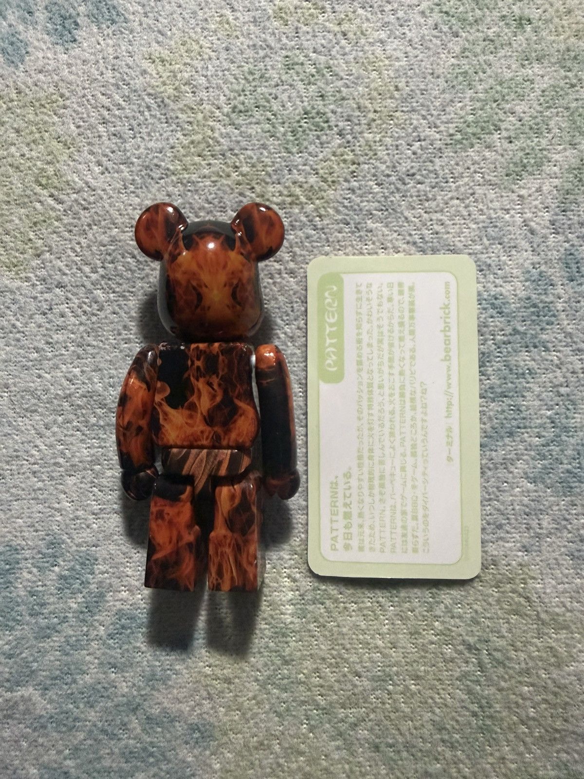 Medicom Toy Bearbrick Series 44 PATTERN Flames Bear Size ONE SIZE - 2 Thumbnail