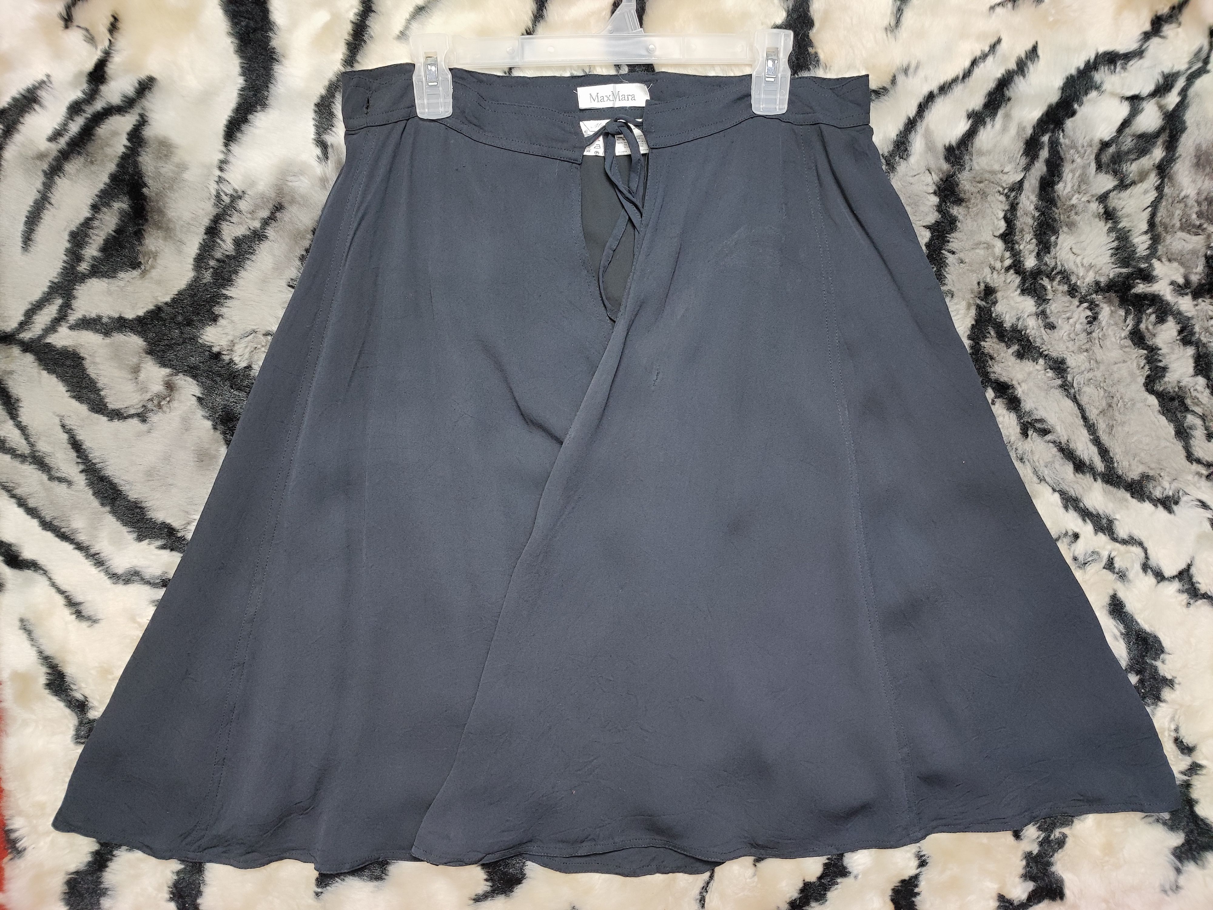 Designer × Max Mara × Vintage Max Mara Skirt Size 30" / US 8 / IT 44 - 1 Thumbnail