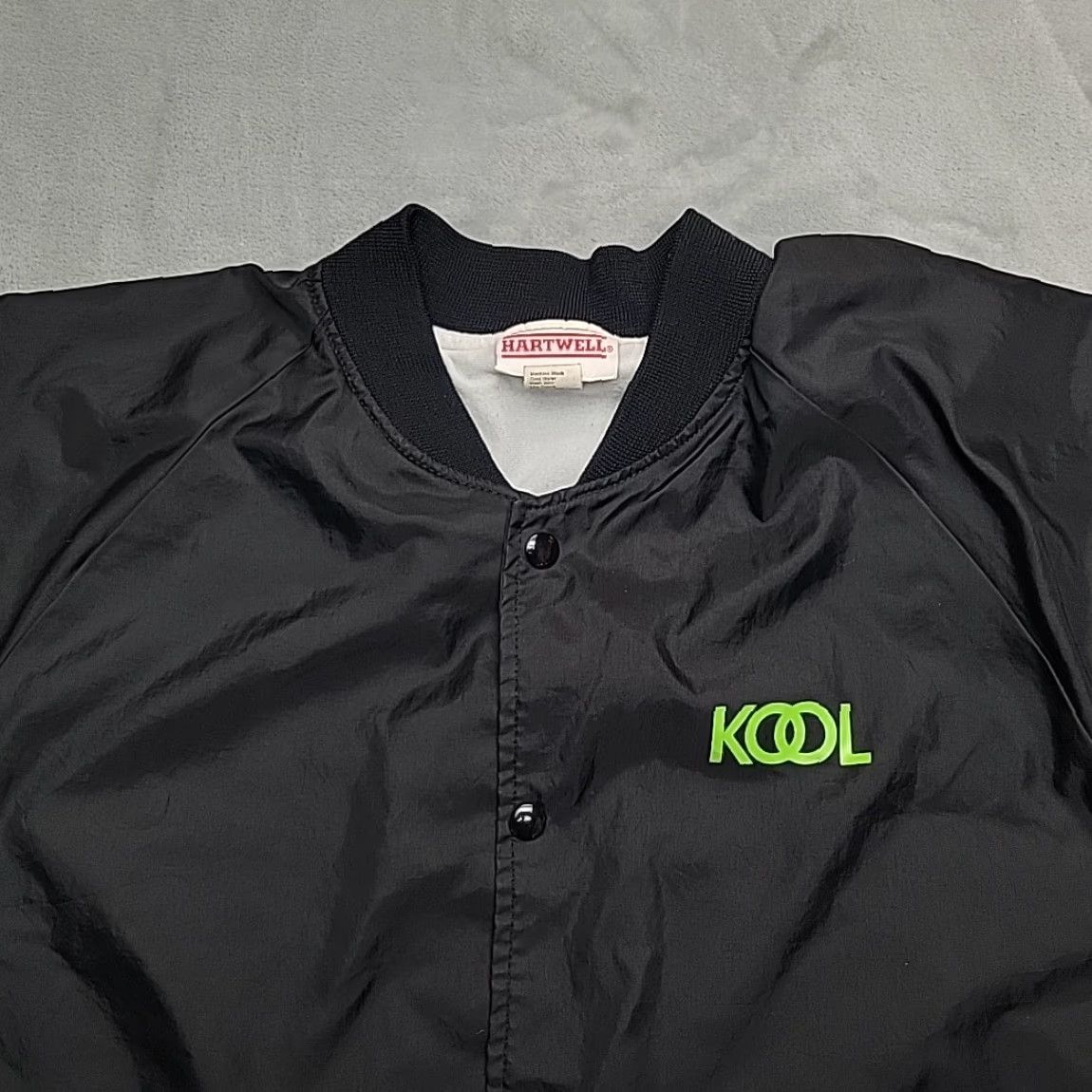 Vintage VINTAGE Hartwell KOOL Jacket Mens XL Black Snap Front 80s 90s Bomber Made in USA Size US XL / EU 56 / 4 - 3 Thumbnail