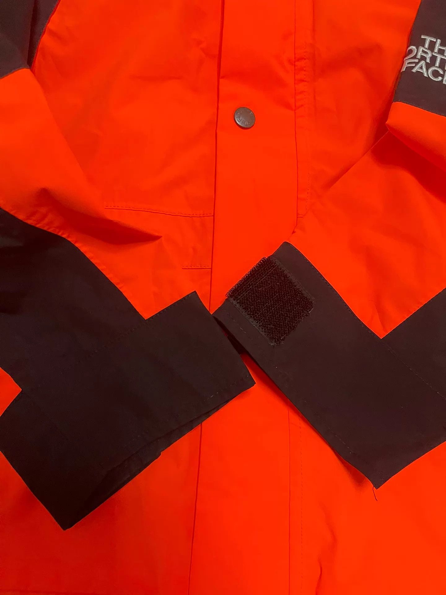 Supreme Supreme x TNF Orange Jacket S (Fits Large) New with Tags Size US S / EU 44-46 / 1 - 3 Thumbnail