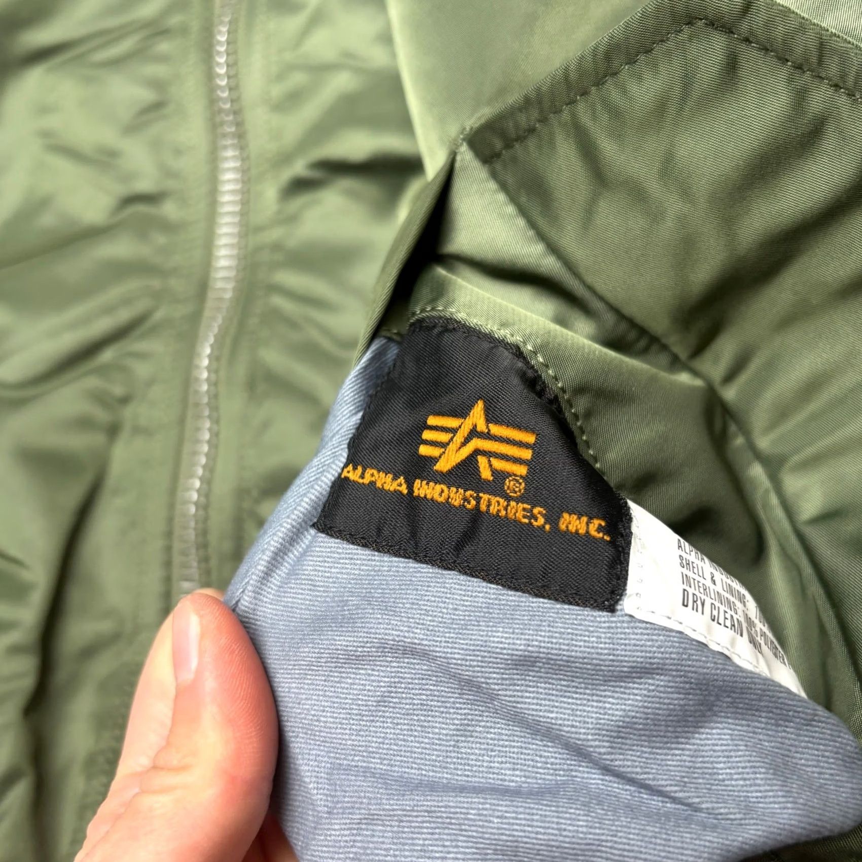 Alpha Industries Alpha Industries MA-1 Bomber Jacket XS Made in USA Men's NWT Size US XS / EU 42 / 0 - 4 Thumbnail