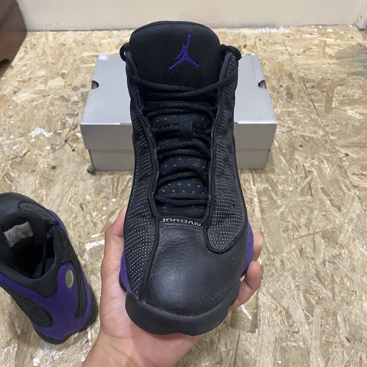 Jordan Brand Nike Air Jordan 13 Retro “Court Purple” (2021) – Size 8 – Size US 8 / EU 41 - 8 Thumbnail
