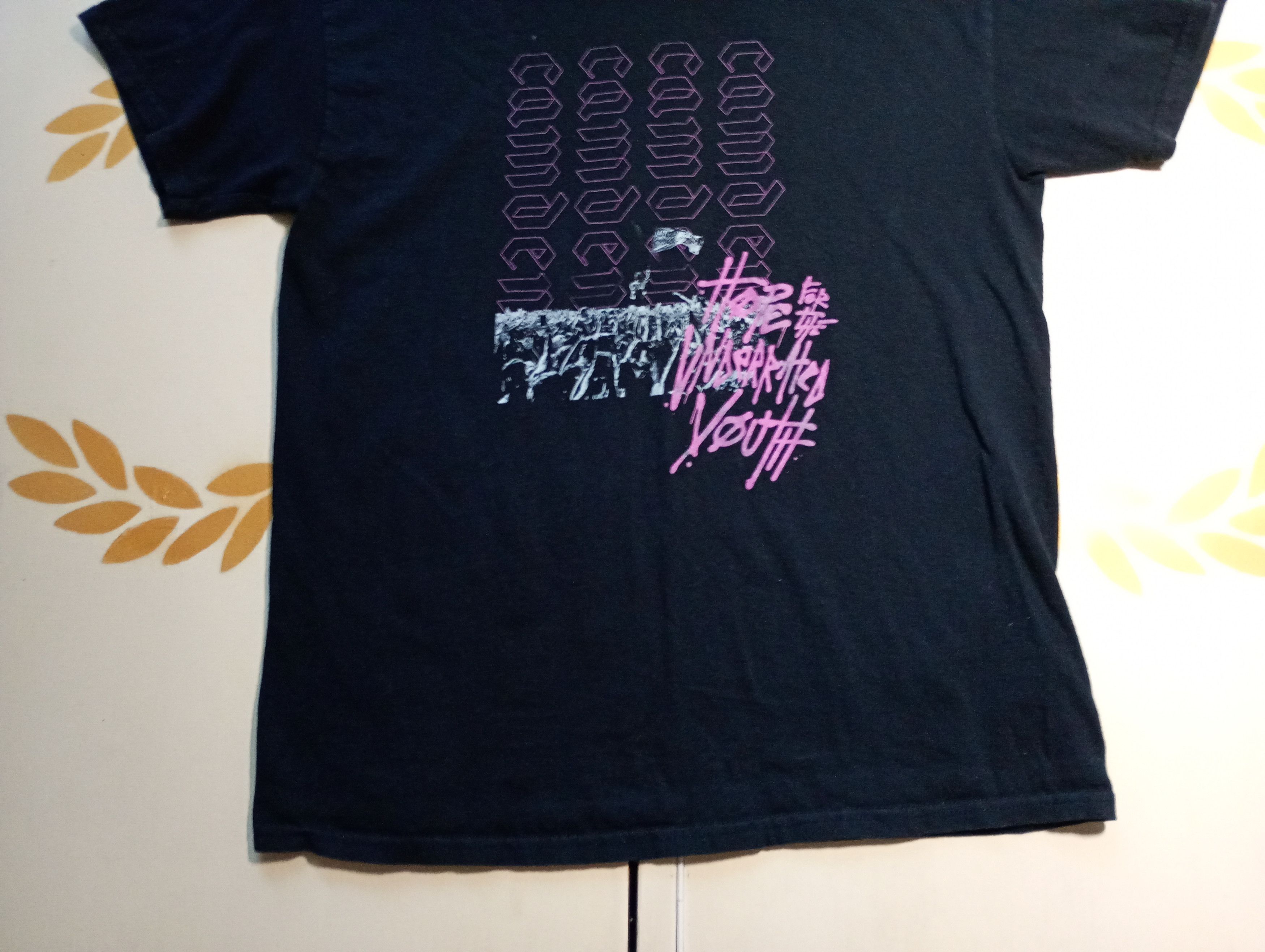 Band Tees Yungblud Hope For The Underrated Youth T-shirt 2019 Size US L / EU 52-54 / 3 - 3 Thumbnail