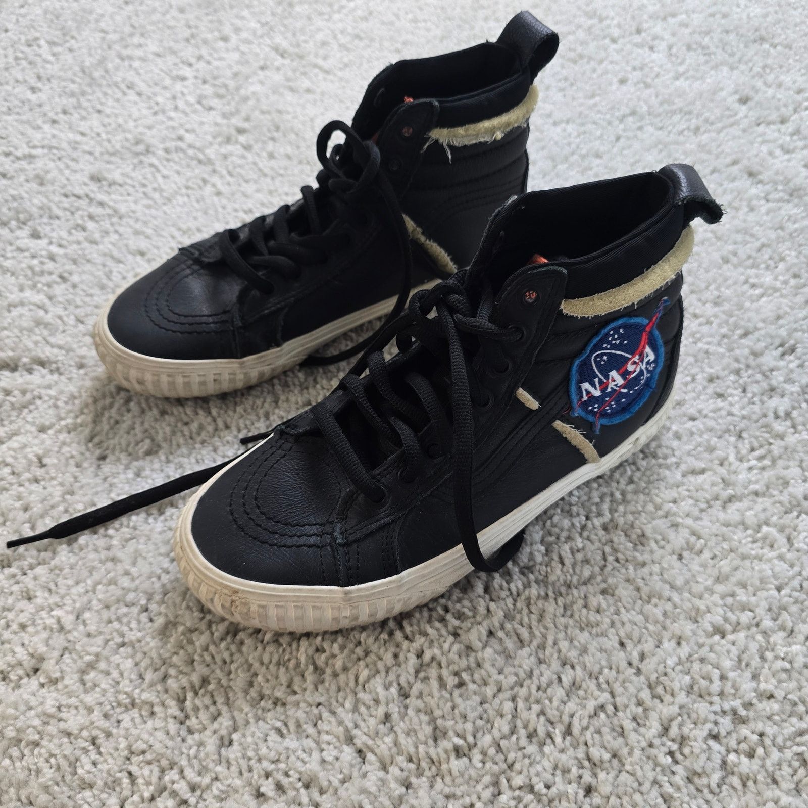 Vans Vans X NASA Space Shoes Trail Mens 6.5 Womens 8 USA Size US 6.5 / EU 39-40 - 2 Thumbnail