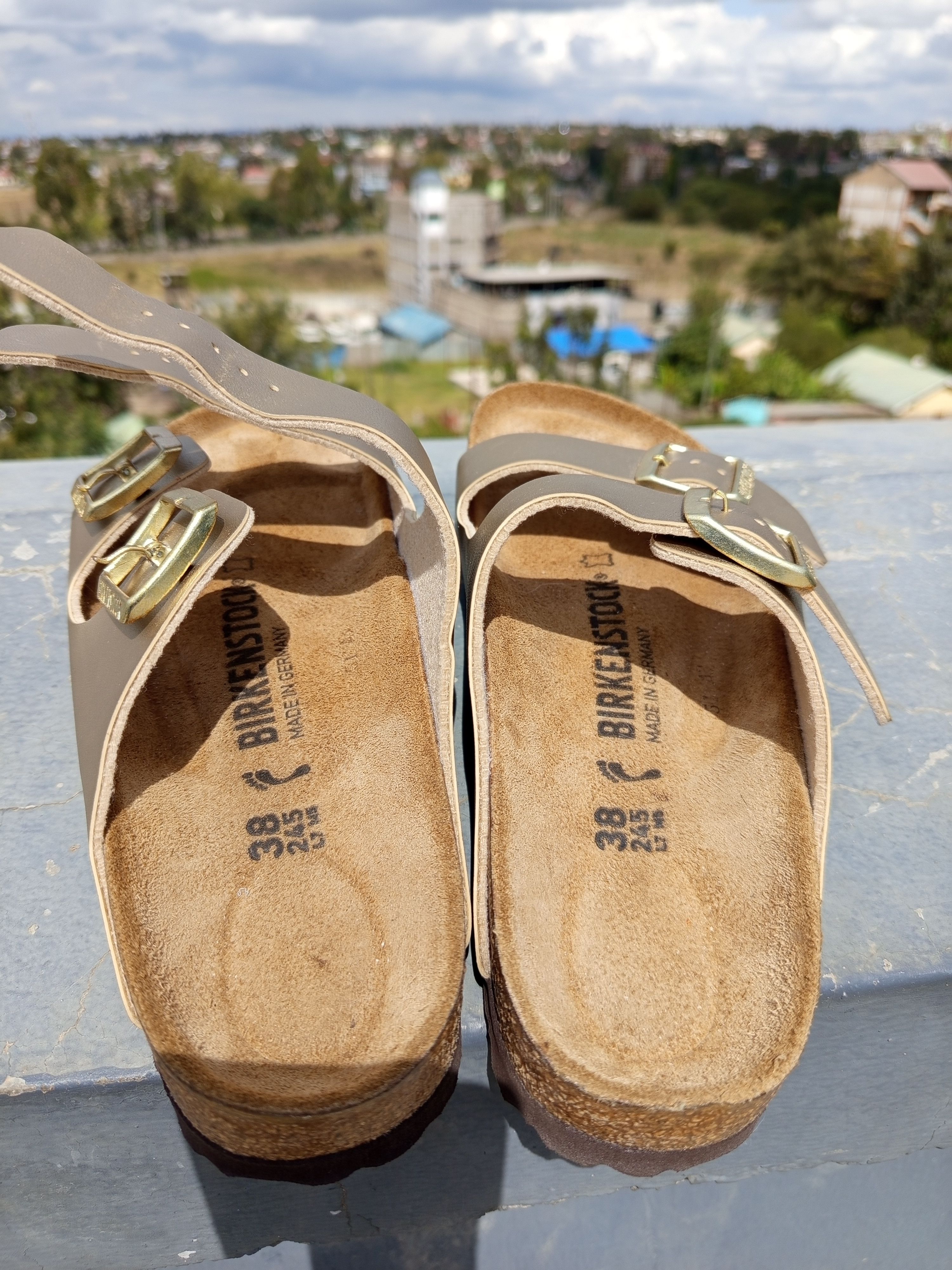 Birkenstock Birkenstock Gold Size US 5 / IT 35 - 4 Thumbnail