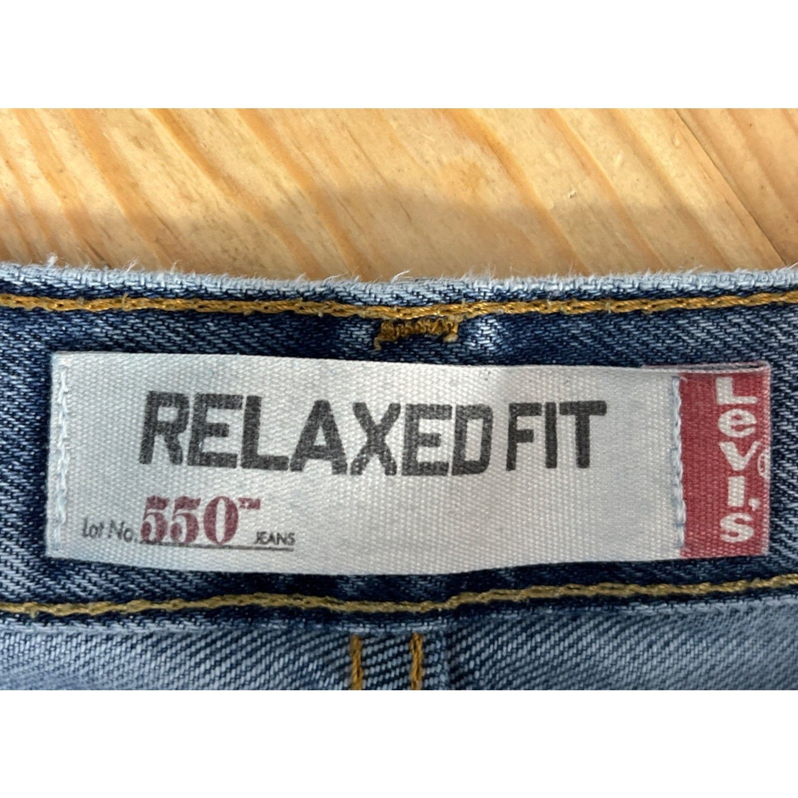 Levi's vtg Levi’s 550 Jeans Mens 36x30 Baggy Blue Wash Distressed Size US 36 / EU 52 - 4 Thumbnail