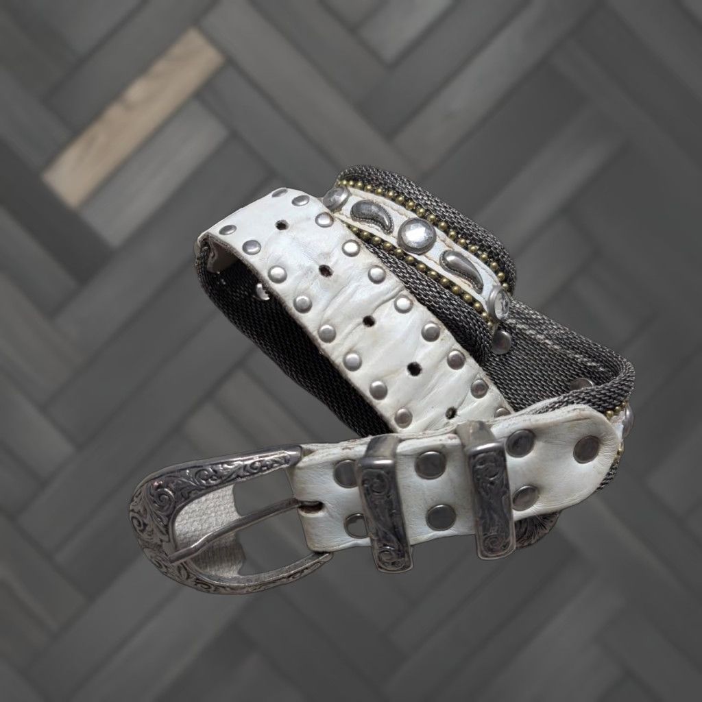 Vintage VINTAGE belt western studded white leather 30 size 30 silver Size 30 - 1 Thumbnail