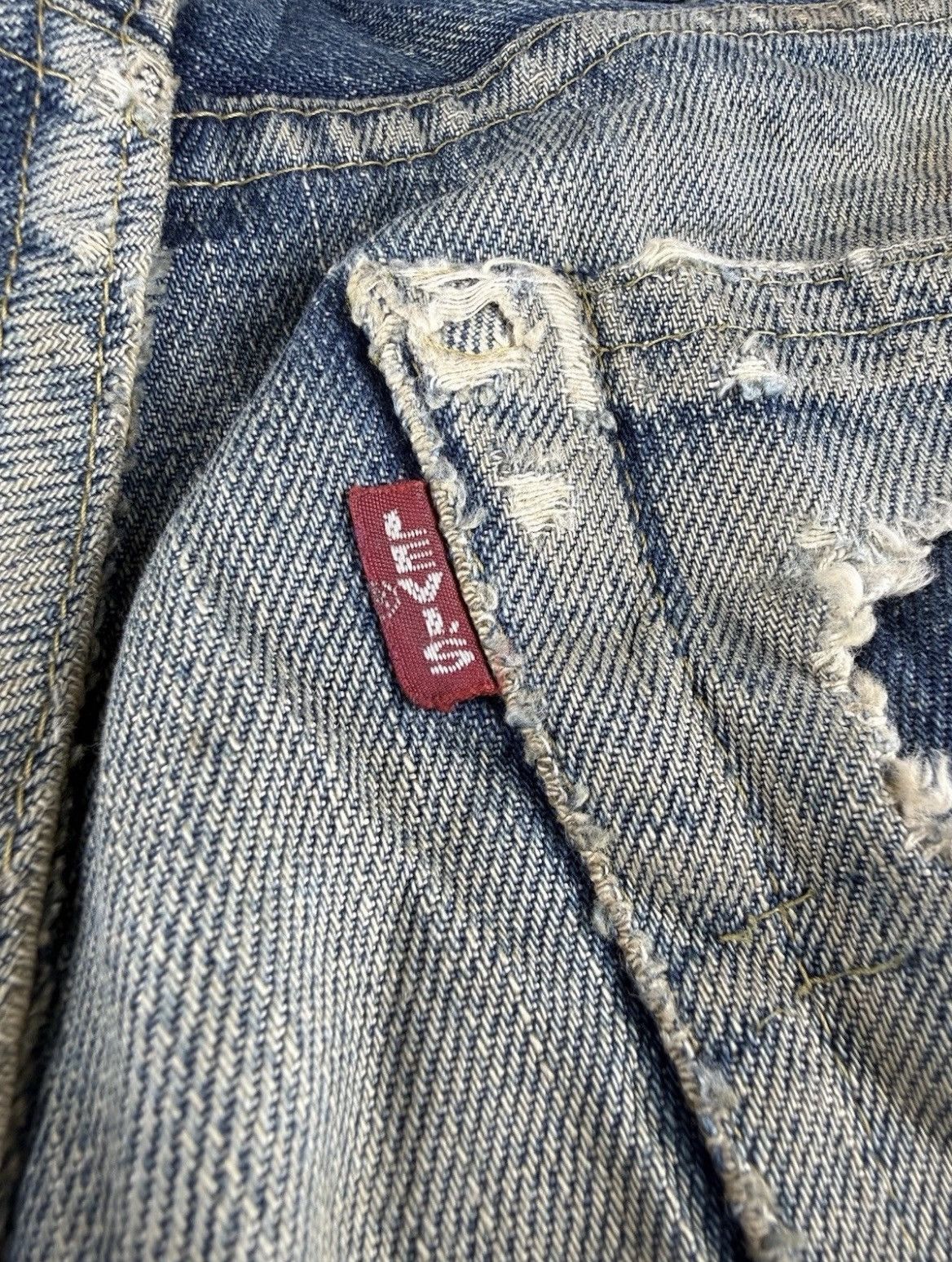 Levi's Vintage 90s Levi’s 701XX Big E Japan Made Buckle Back Size US 30 / EU 46 - 4 Thumbnail