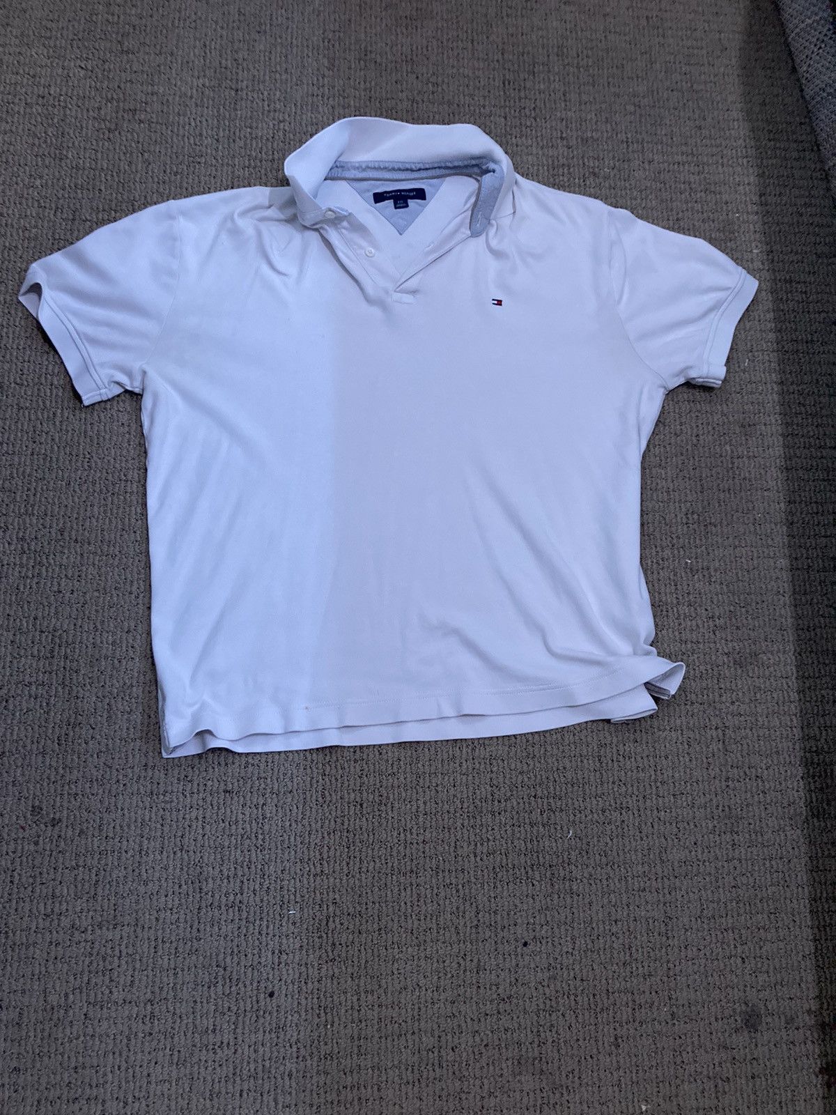 Tommy Hilfiger Tommy polo white shirt very gently used Size US L / EU 52-54 / 3 - 3 Thumbnail