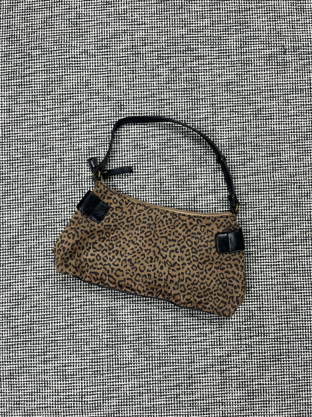 Japanese Brand y2k style harajuku panther mini baguette bag tiny cute Size ONE SIZE - 2 Thumbnail
