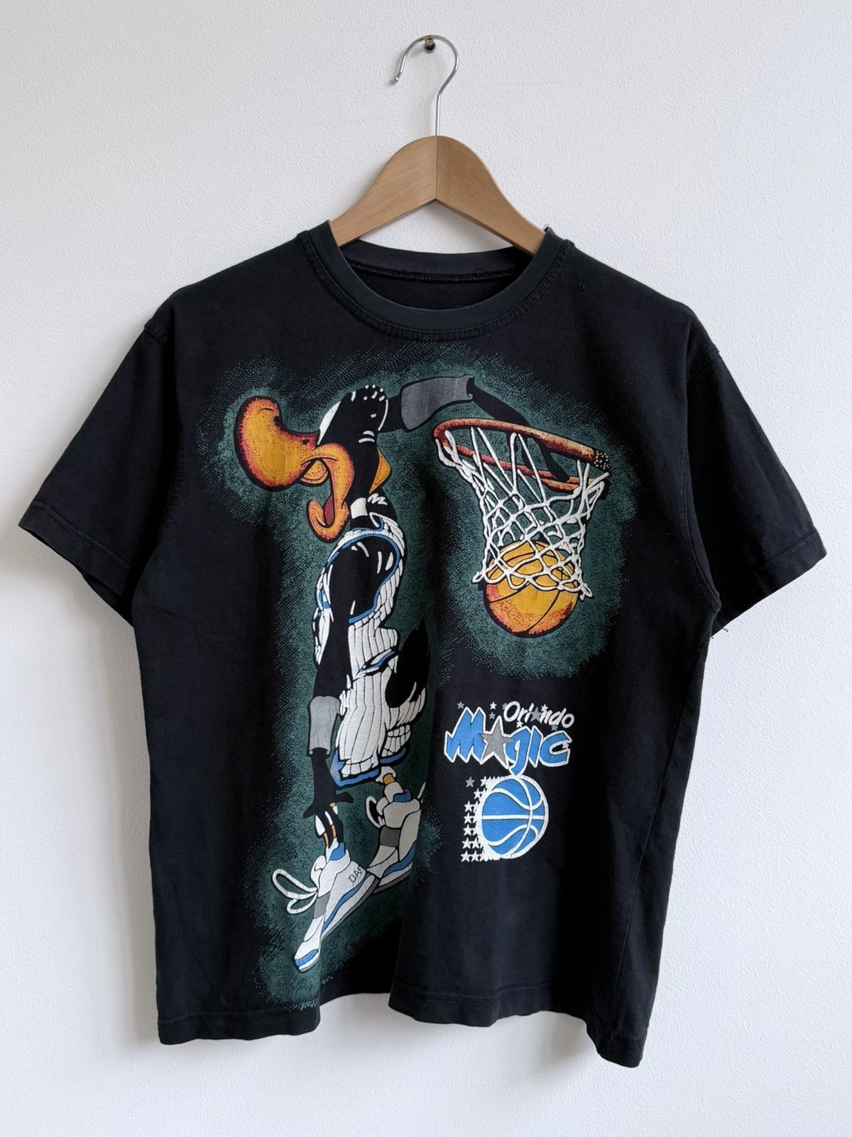 Vintage Orlando Magic Daffy Duck NBA T-Shirt Tee