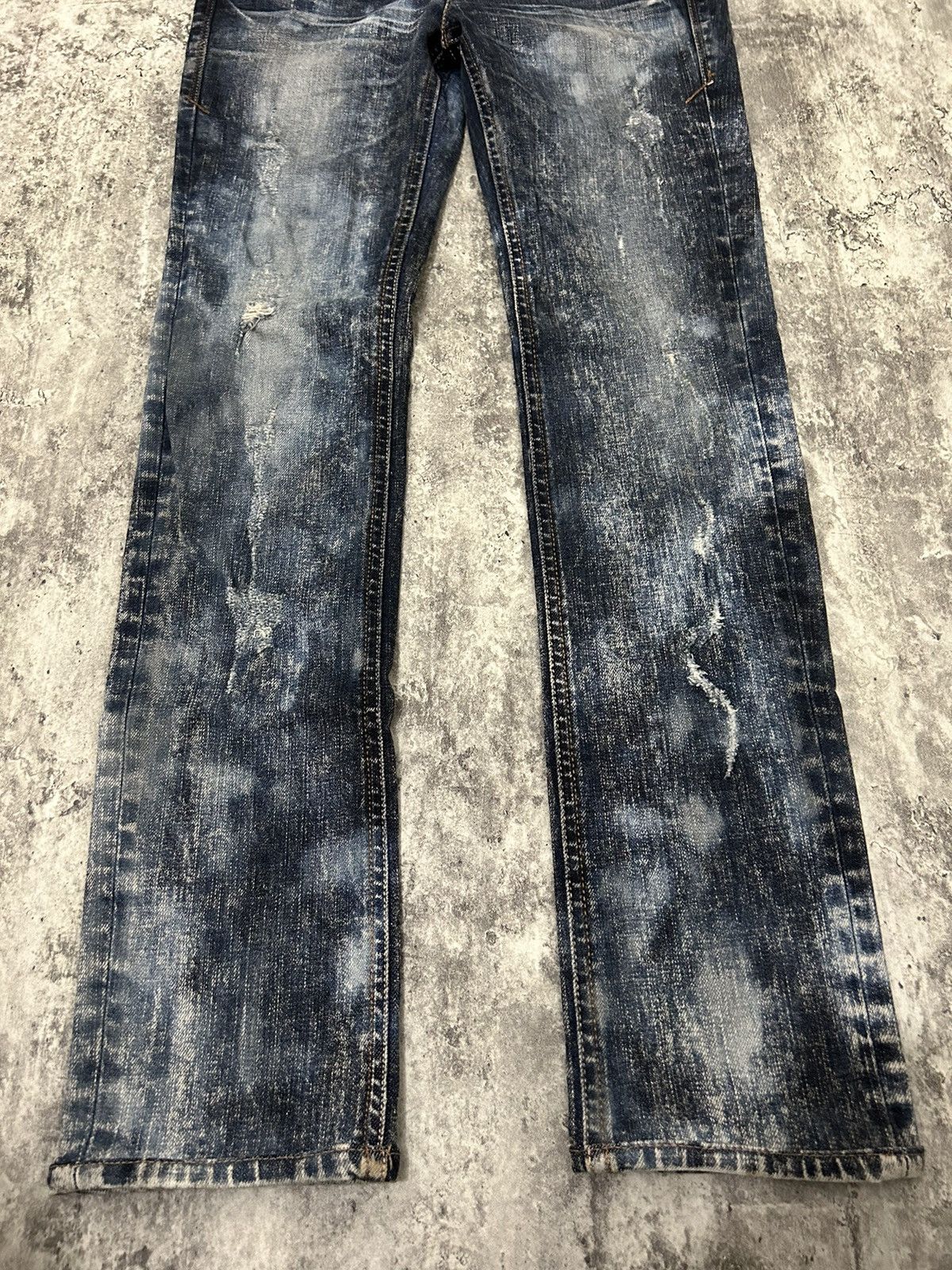 If Six Was Nine × Japanese Brand × Le Grande Bleu (L.G.B.) Buckaro Design Acid Wash Pattern Distressed Denim Pants Size 28" / US 6 / IT 42 - 5 Thumbnail