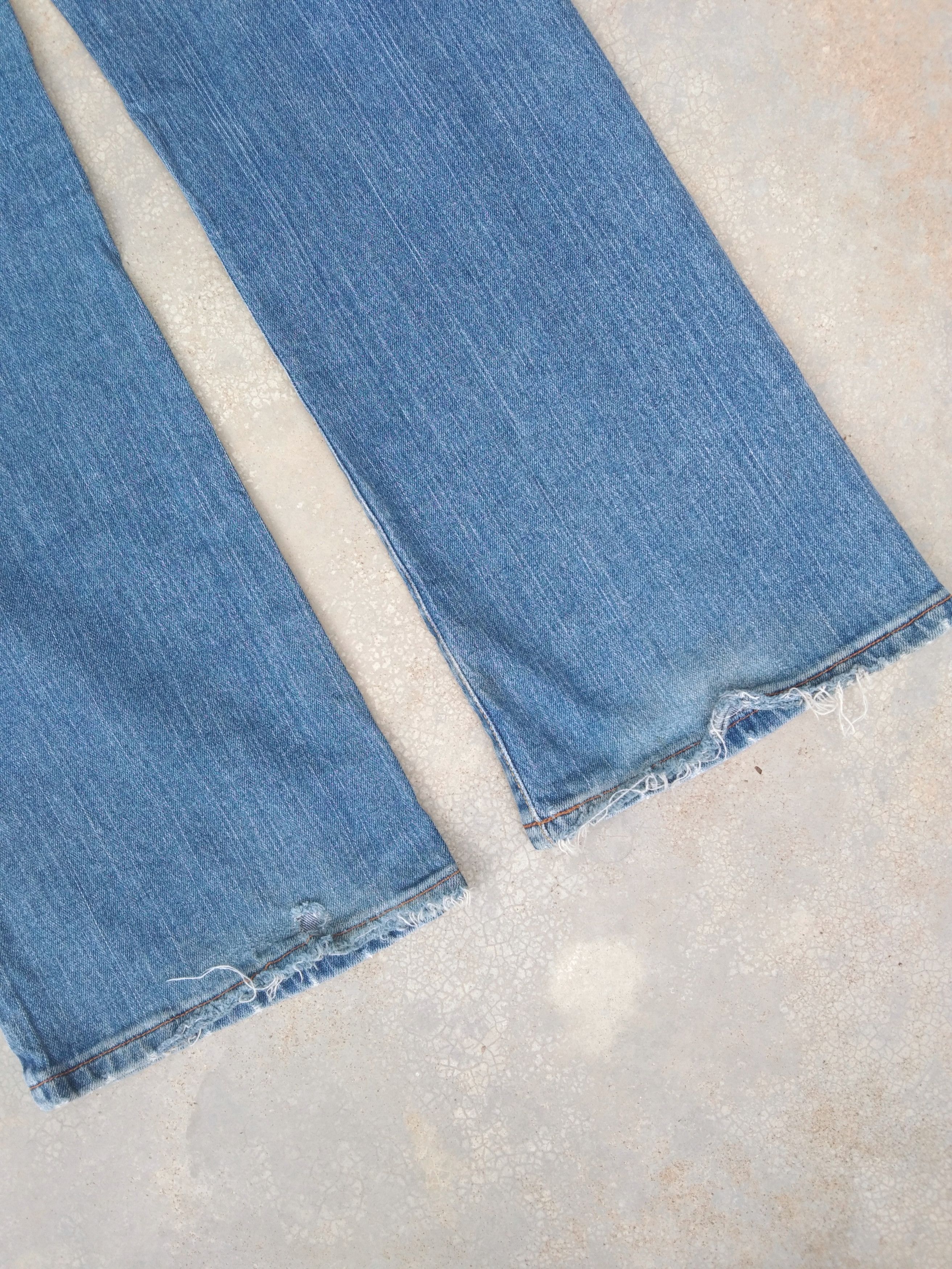 Lucky Brand Vintage Faded Blue Lucky Brand Boot Cut Jeans 33x31 Size US 33 - 3 Thumbnail