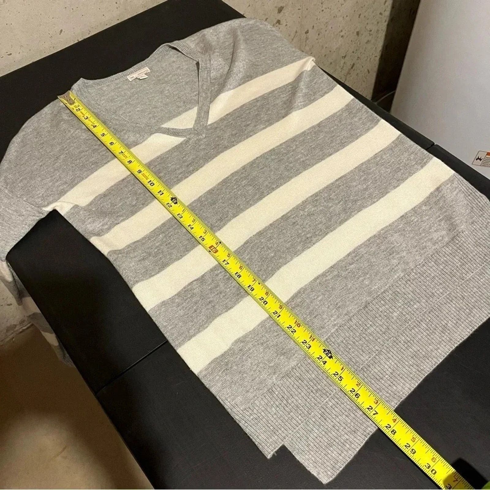 Gap Women’s GAP Lightweight Sweater Striped Deep V-Neck Size XS Size XS / US 0-2 / IT 36-38 - 8 Thumbnail