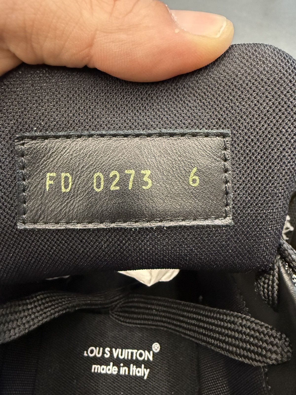 Louis Vuitton Louis Vuitton LV Trainer Black Monogram Denim LV 6 US 7.5-8 Size US 7.5 / EU 40-41 - 7 Thumbnail