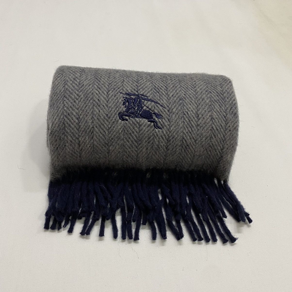 Burberry BURBERRYS SCARF MUFFLER BUR067 Size ONE SIZE - 9 Thumbnail