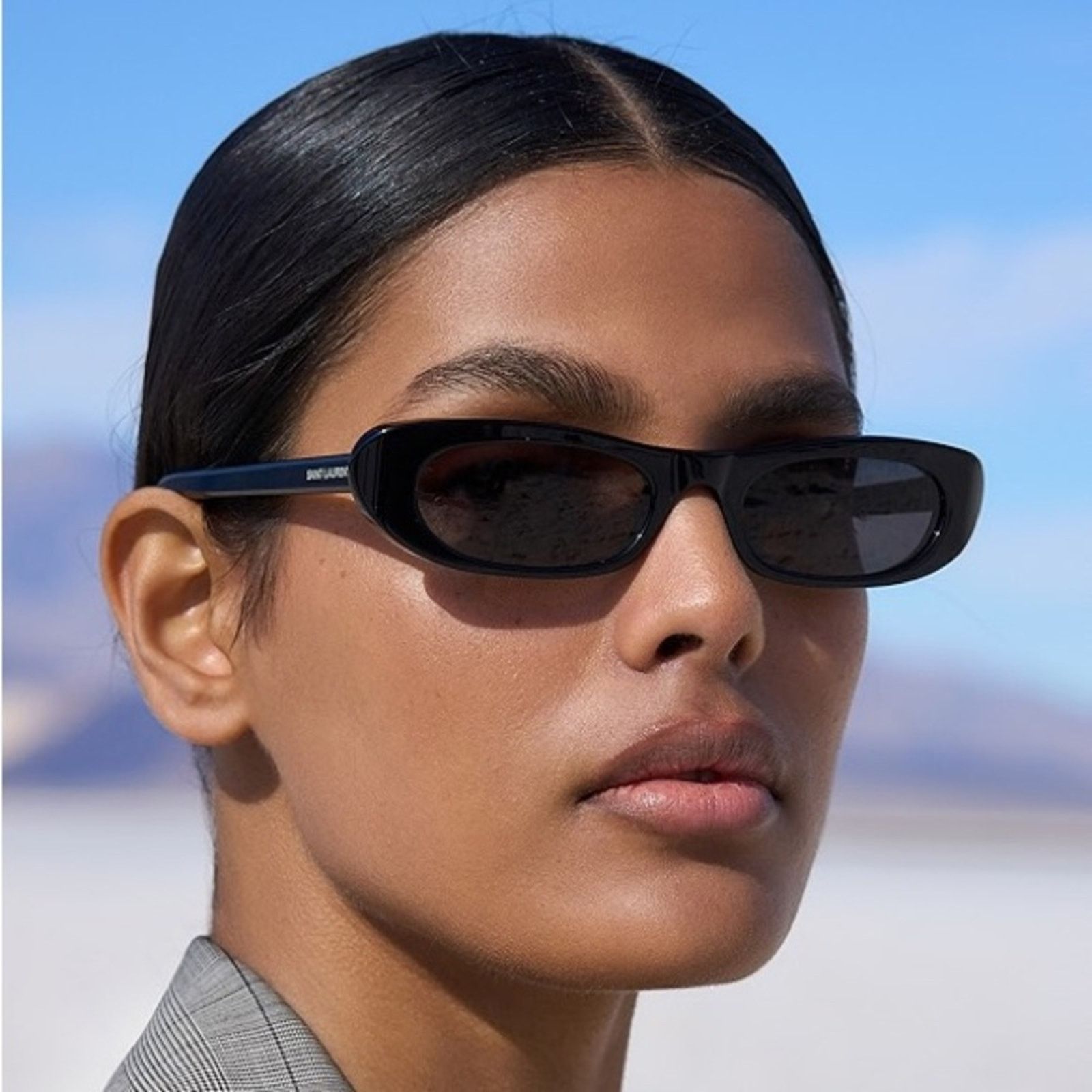 Yves Saint Laurent BRAND NEW SAINT LAURENT SUNGLASSES SL557 SHADE 001 Black Size ONE SIZE - 14 Thumbnail