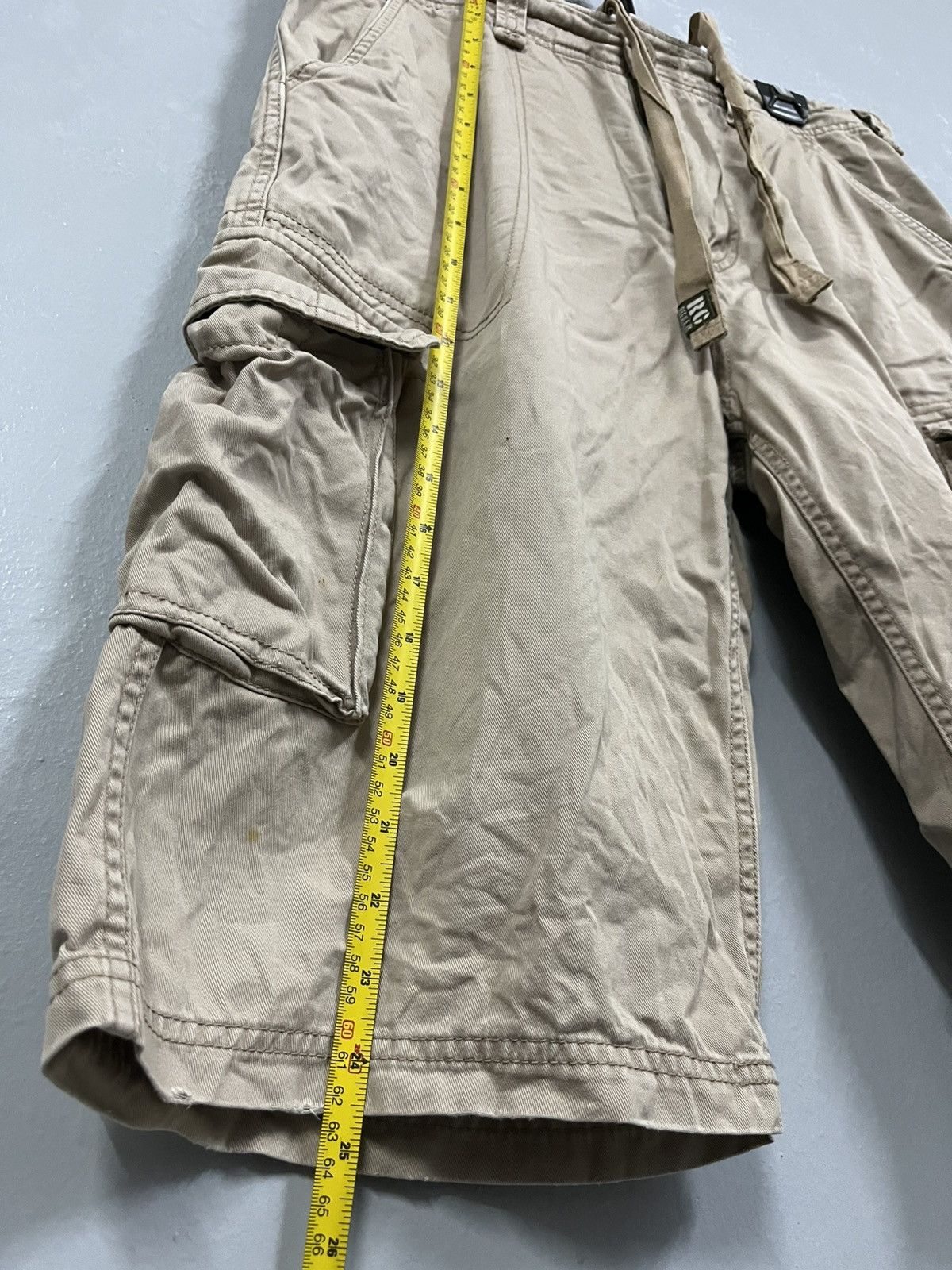 Japanese Brand Real Crush Clothing cargo shorts pants Size US 33 - 9 Thumbnail