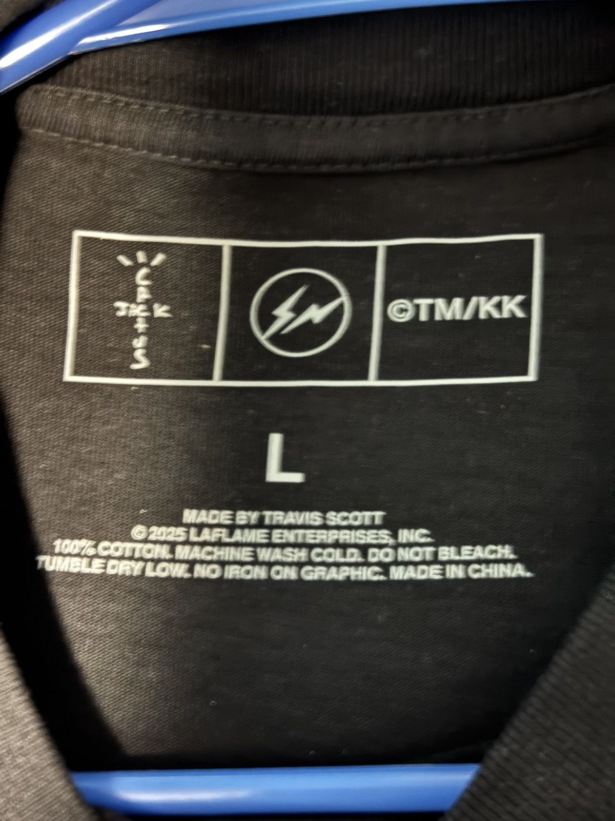 Travis Scott Travis Scott Murakami Fragment Collab Tee Size US L / EU 52-54 / 3 - 3 Thumbnail