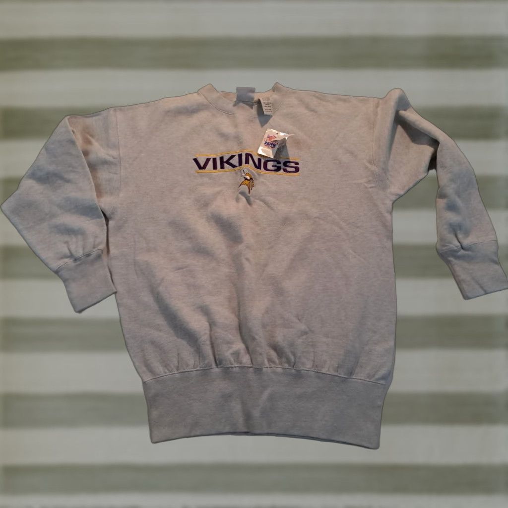 NFL VINTAGE Vikings Sweatshirt NFL active Embroidered Crew Neck Pullover Size L Gray Men USA 1999 NWT Size US L / EU 52-54 / 3 - 1 Thumbnail