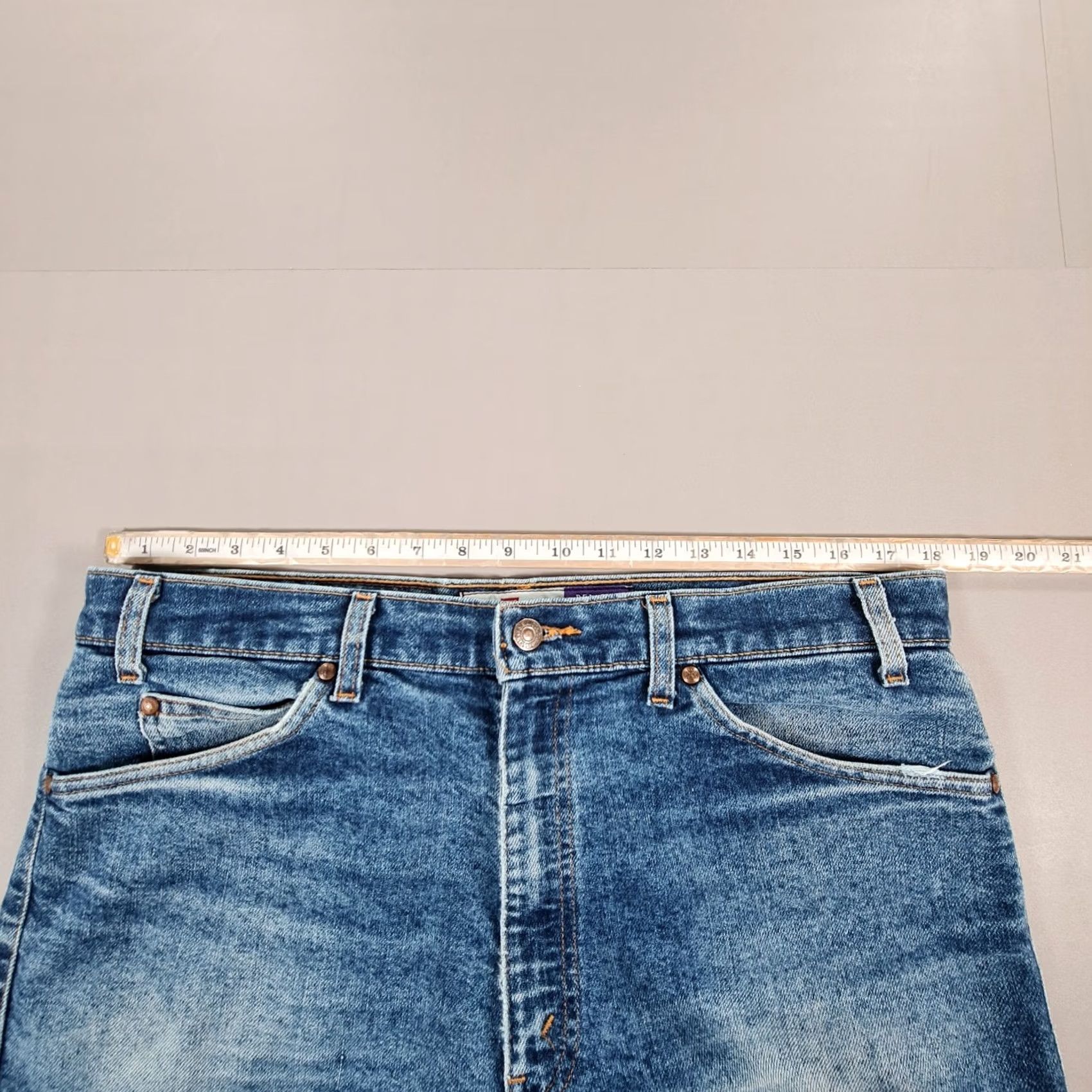 Levi's VINTAGE Levi's 540 Jeans Blue Relaxed Fit 36x30 Mens Denim 90s Straight Vintage Size US 36 / EU 52 - 7 Thumbnail