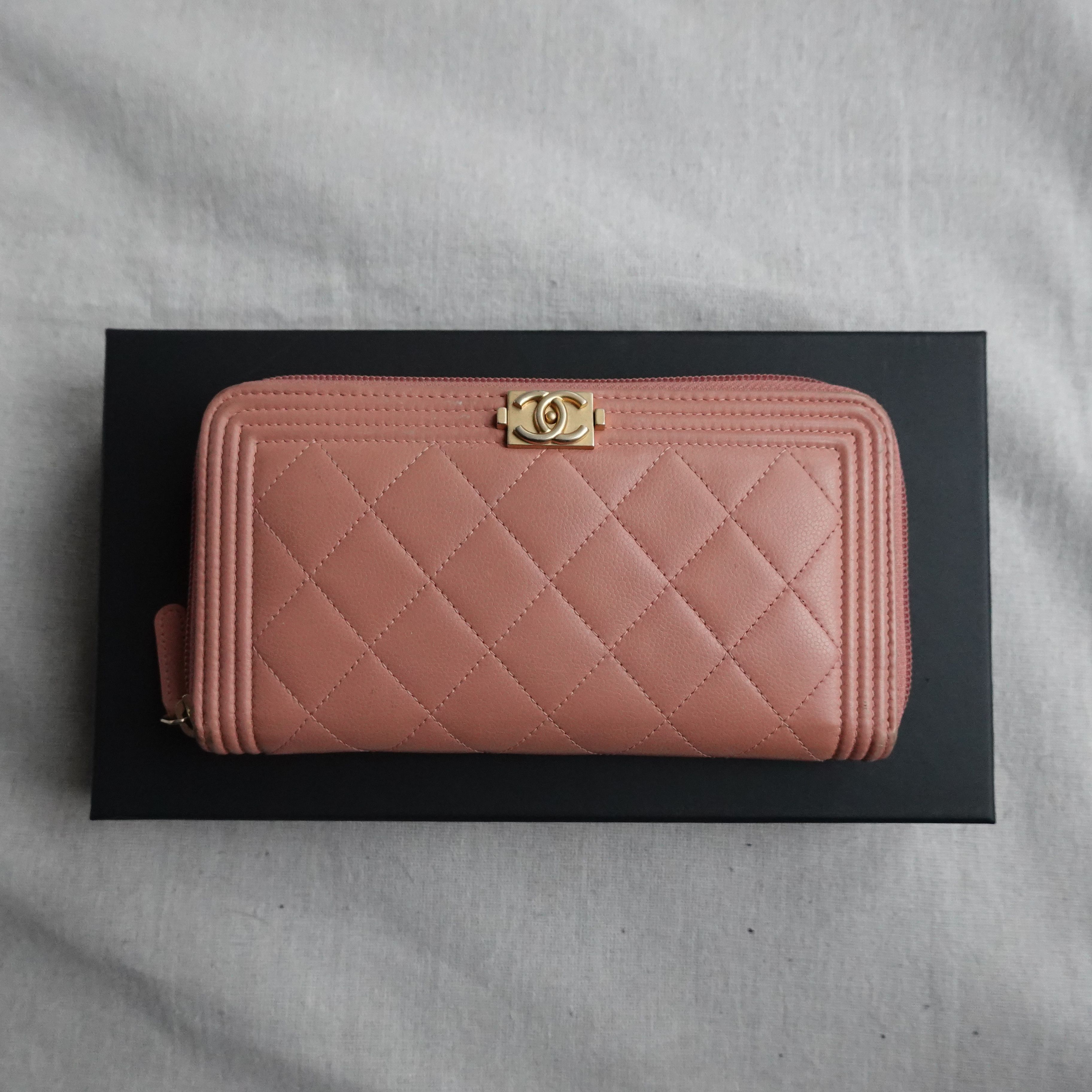 Chanel Chanel Boy Lambskin Wallet Peach Size ONE SIZE - 1 Thumbnail
