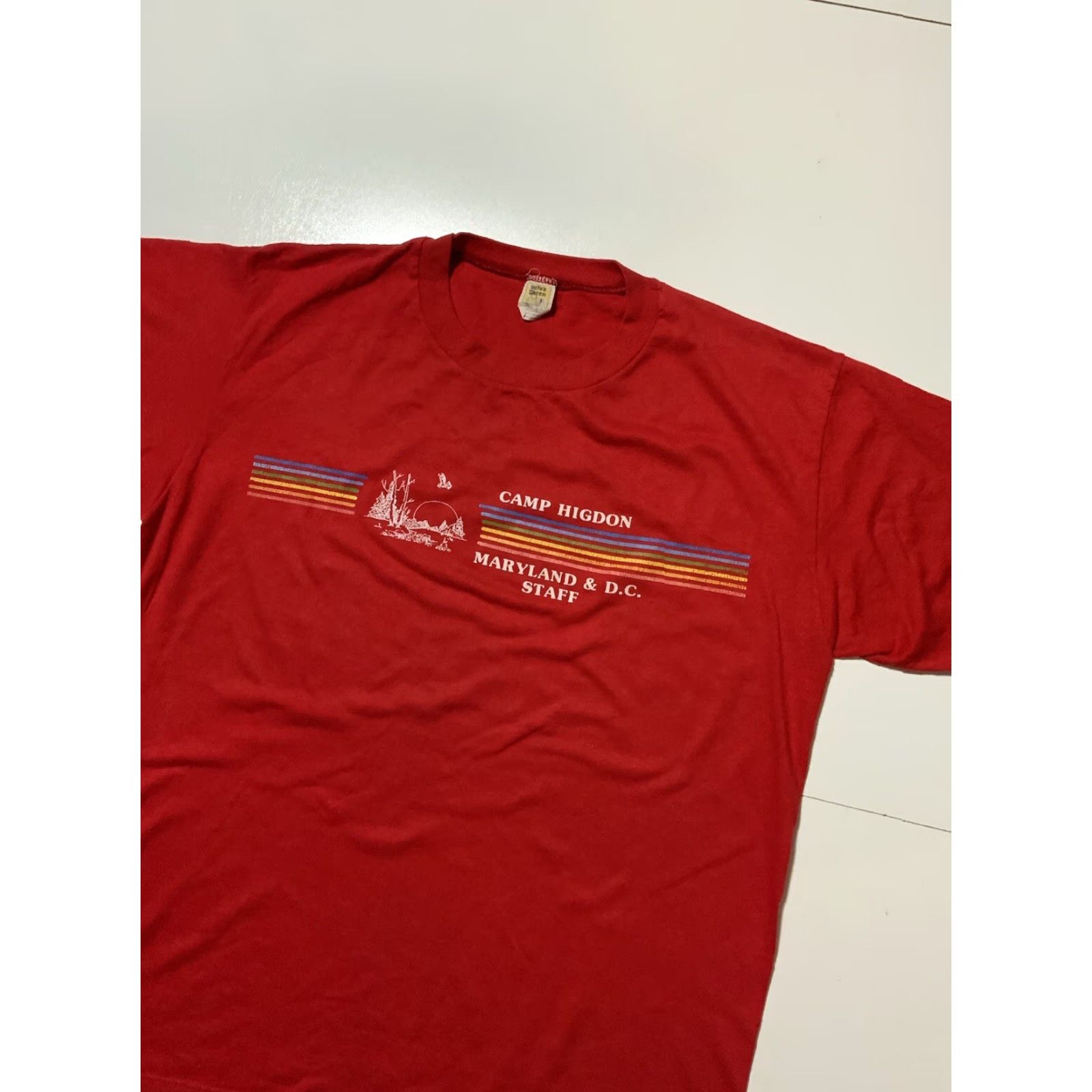 Velva Sheen VINTAGE Velva Sheen Camp Higdon Maryland & D.C. Staff 50/50 Graphic T-Shirt XL Red Cotton Blend Men’s/Unisex Shirt Size US XL / EU 56 / 4 - 4 Thumbnail