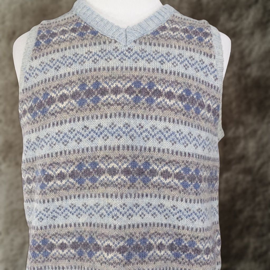 Vintage Vintage WARP TWO Wool Sweater Vest Adult Large Blue 70s 80s Made in USA Mens Size US L / EU 52-54 / 3 - 1 Thumbnail