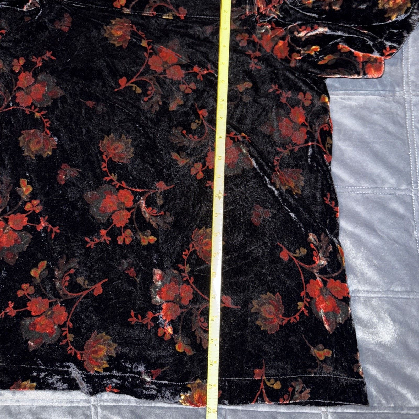 Ann Taylor Ann Taylor LOFT Velvet Burnout Dark Floral Sz M Goth Grunge Size M / US 6-8 / IT 42-44 - 9 Thumbnail
