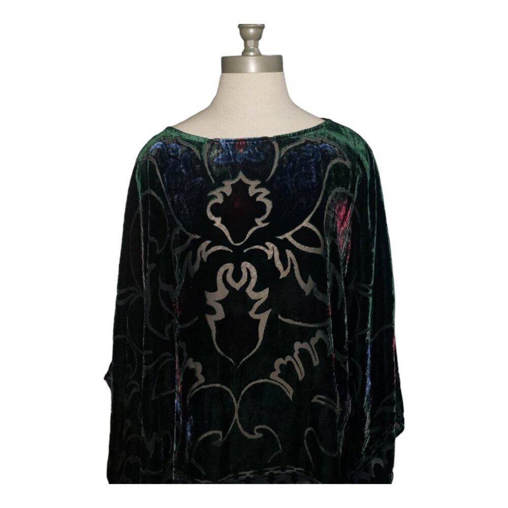 Chicos CT1656 Chico's cut Out Velvet Burnout Poncho S/M Size S / US 4 / IT 40 - 6 Thumbnail