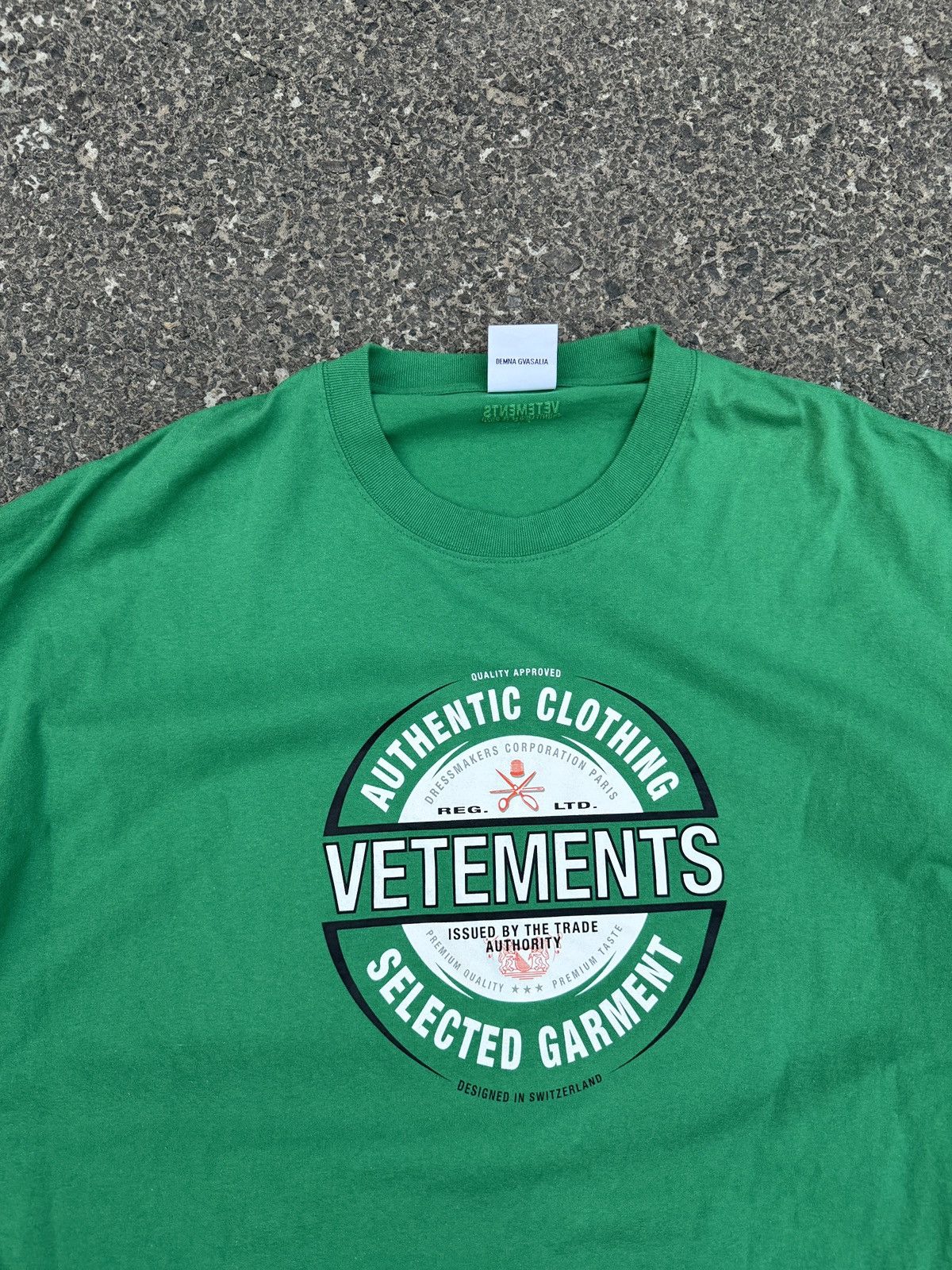 Vetements Vetements SS20 "Beer" Tshirt Sz.M Size US M / EU 48-50 / 2 - 3 Thumbnail