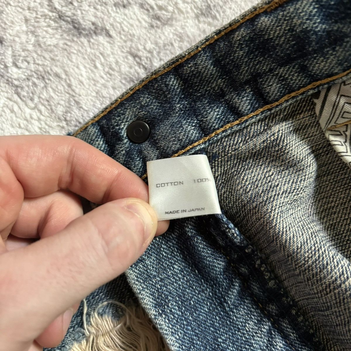 Number (N)ine Number (N)ine AW04 Give Peace a Chance Patchwork Jean Shorts Size US 31 - 11 Thumbnail