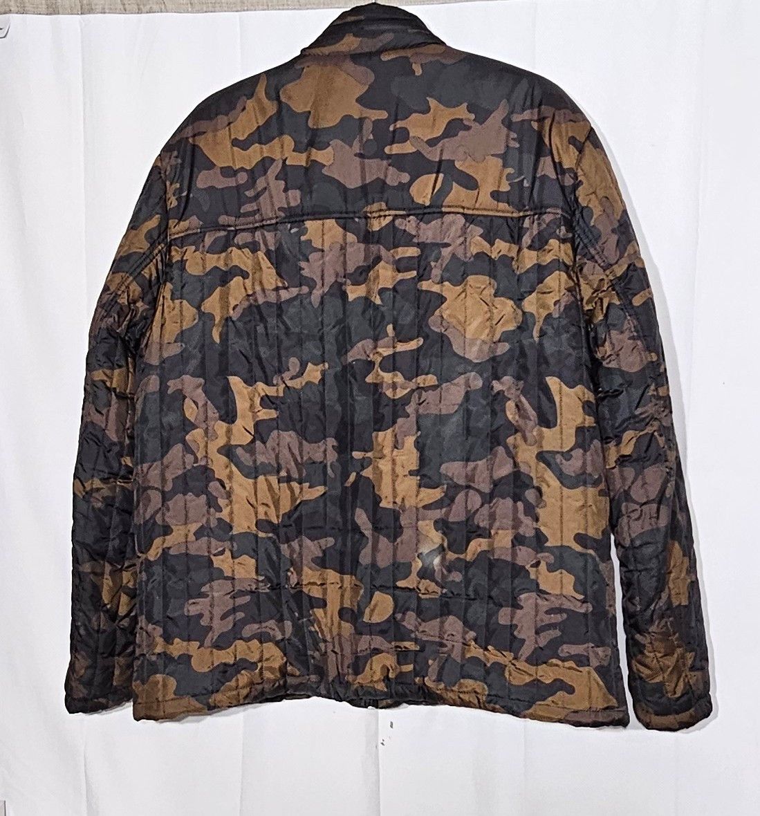 Cole Haan Camo fleece lined, quilted puffer coat. Size US XL / EU 56 / 4 - 4 Thumbnail