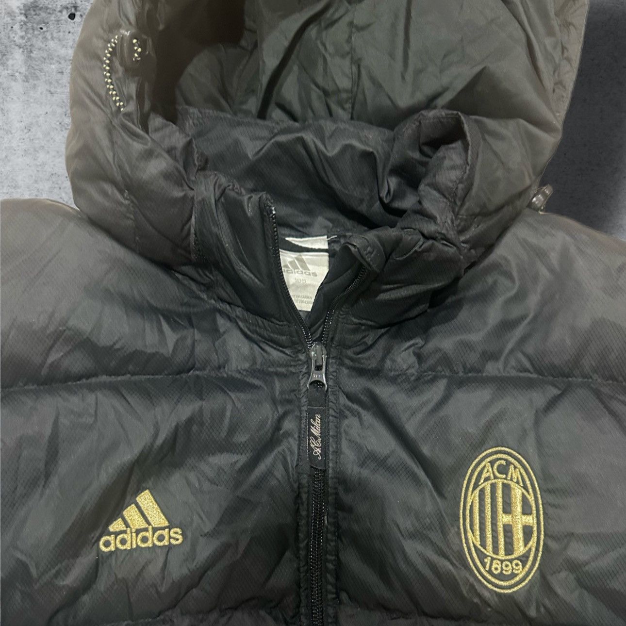 Adidas Adidas vintage Ac Milan puffer Size US L / EU 52-54 / 3 - 3 Thumbnail