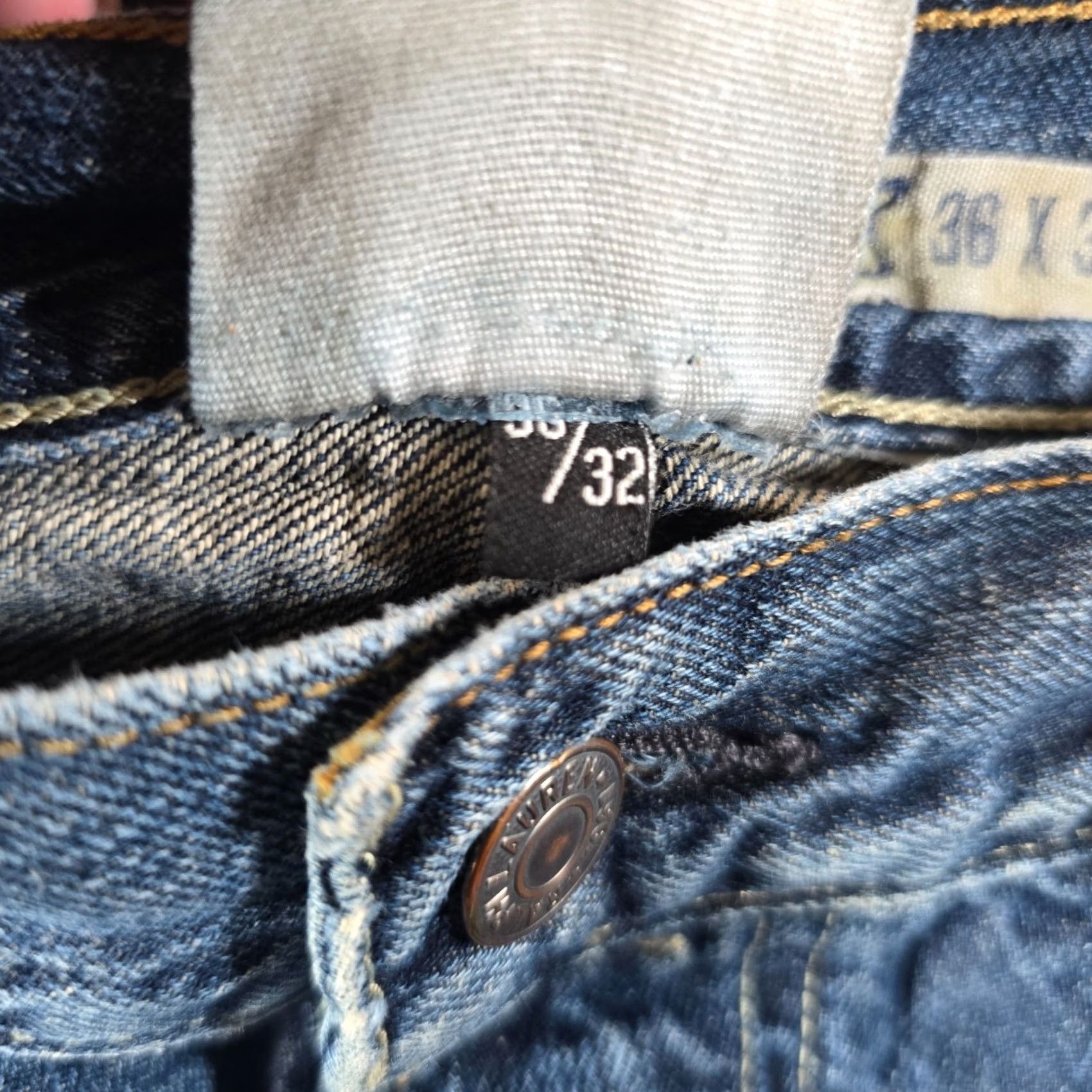 Polo Ralph Lauren Polo Ralph Lauren Jeans Mens 36x32 Blue Denim Straight Leg Distressed Logo Regular Mens Size US M / EU 48-50 / 2 - 5 Thumbnail