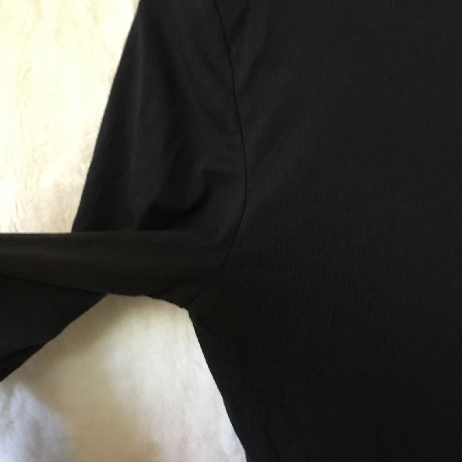 Bcbgmaxazria BCBGMaxAzria Black Scoop Neck Long-Sleeve Top Size S / US 4 / IT 40 - 7 Thumbnail