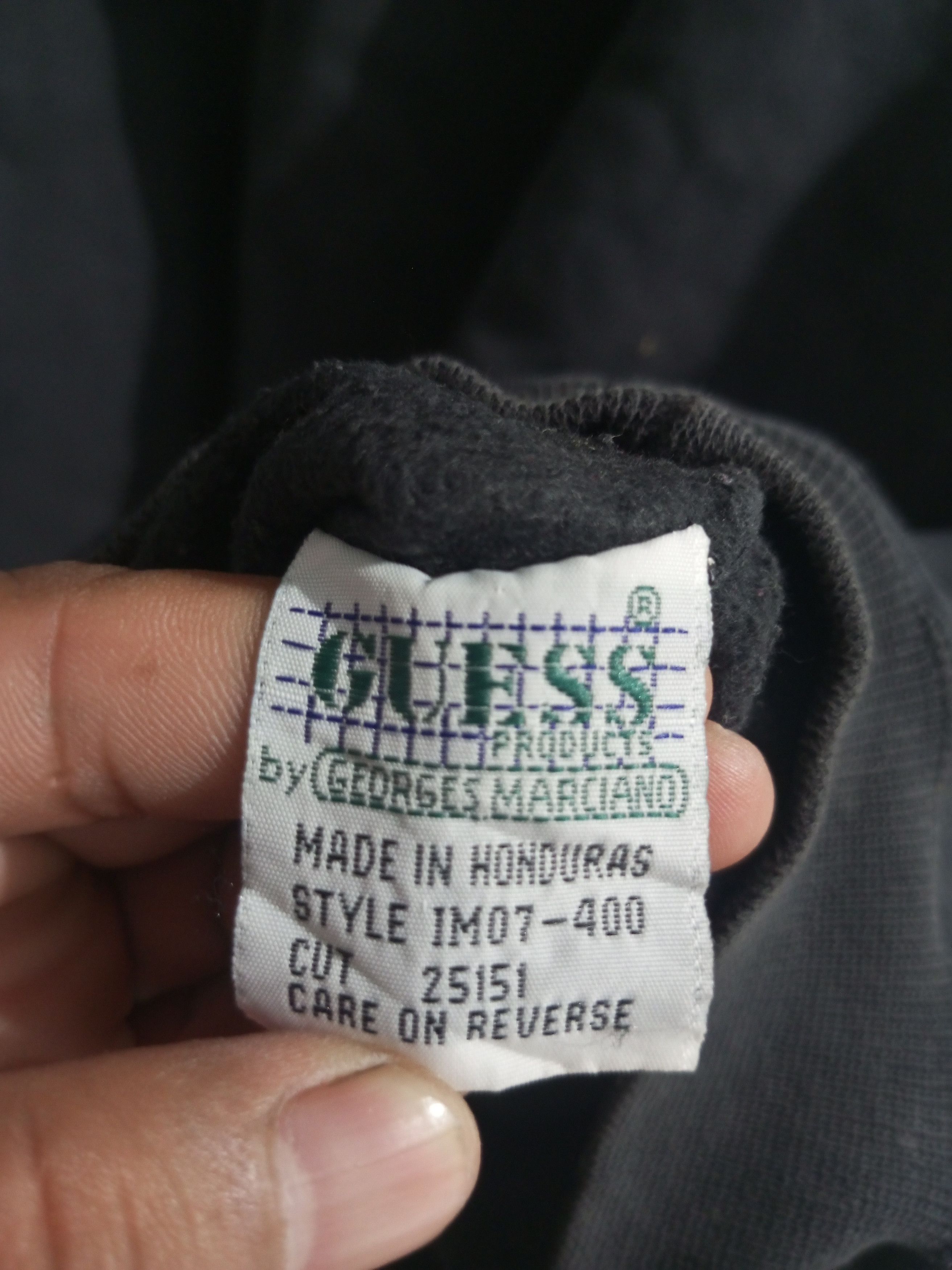 Other Vintage worn guess sun fadded distressed sweatshirt Size US L / EU 52-54 / 3 - 12 Thumbnail