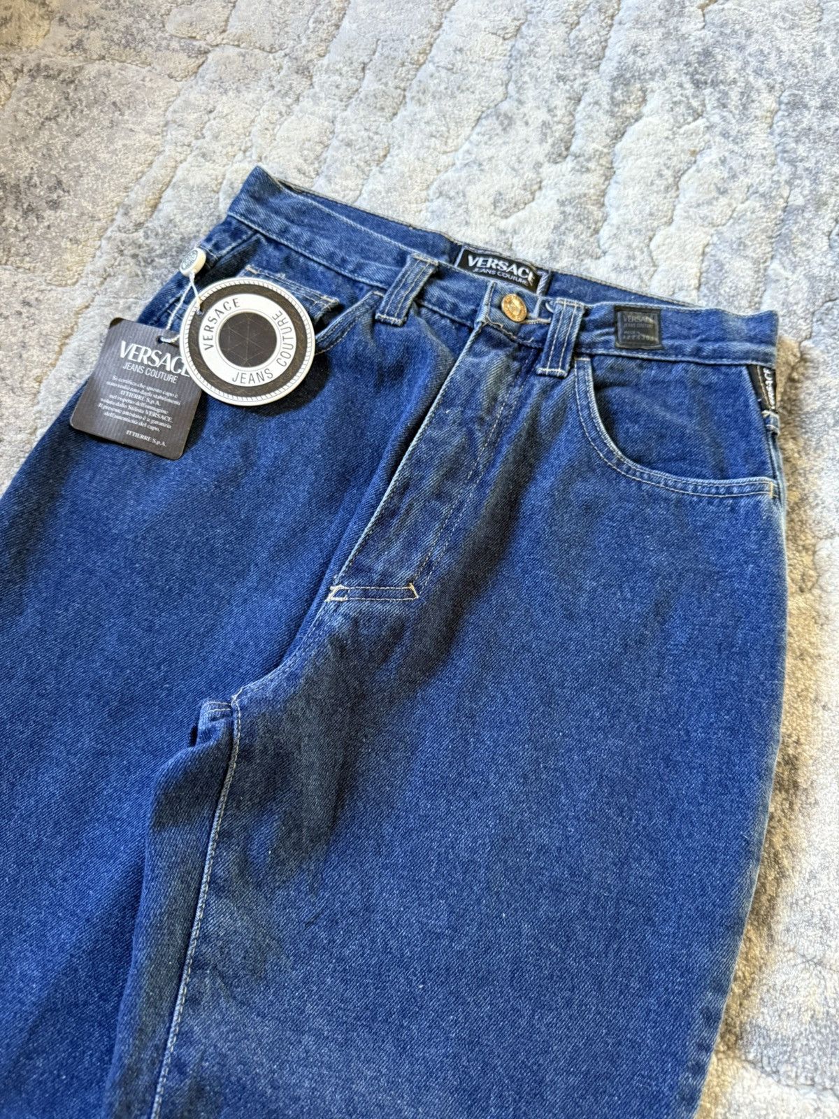 Versace Jeans Couture Versace Jeans Couture Carrot Cut Tappered Jeans Deadstock Size US 28 / EU 44 - 4 Thumbnail