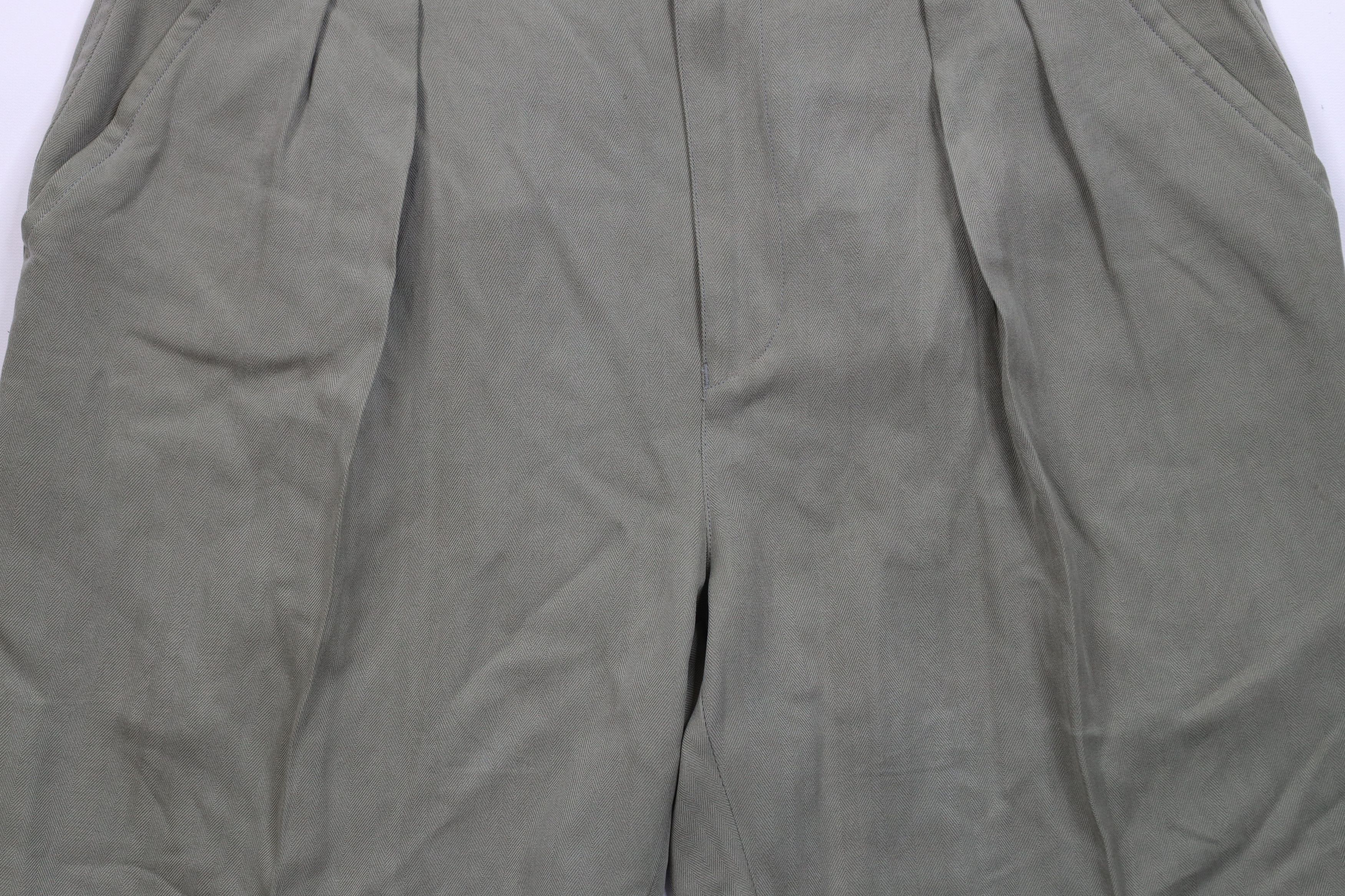 Tommy Bahama × Vintage Vintage 90s Tommy Bahama Relax Herringbone Pleated Shorts Size US 36 / EU 52 - 3 Thumbnail