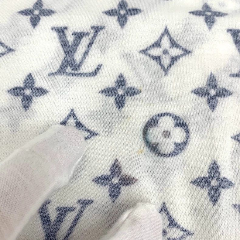 Louis Vuitton Louis Vuitton White logo full-print cotton crewneck short- Size L / US 10 / IT 46 - 9 Thumbnail