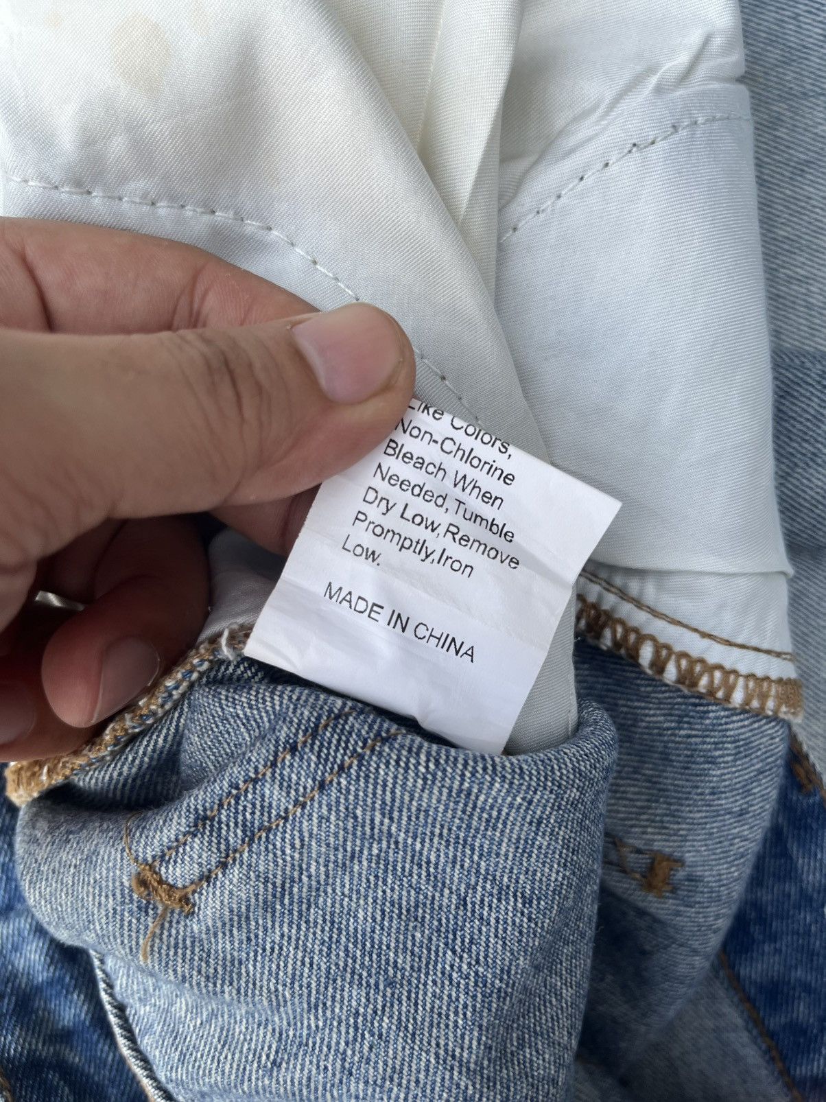 Japanese Brand × Vintage Vintage Japanese Brand High Waist Frayed Leg Baggy Jeans Size US 30 / EU 46 - 8 Thumbnail