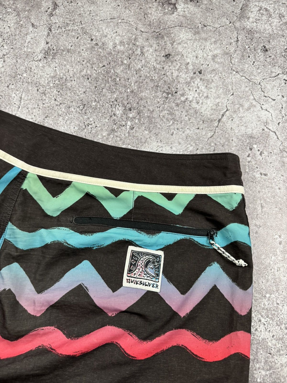 Quiksilver VINTAGE Y2K QUICKSILVER FADED MULTICOLOUR SHORTS BILLABONG Size US 38 / EU 54 - 6 Thumbnail