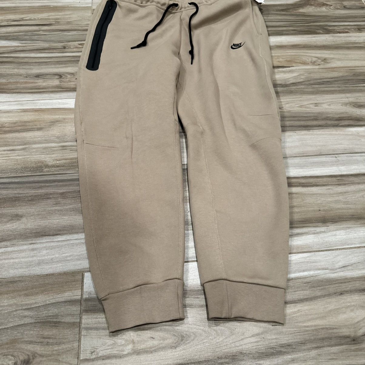 Nike Brand New Brown Nike Tech Fleece Joggers Size US 44 / EU 60 - 3 Thumbnail