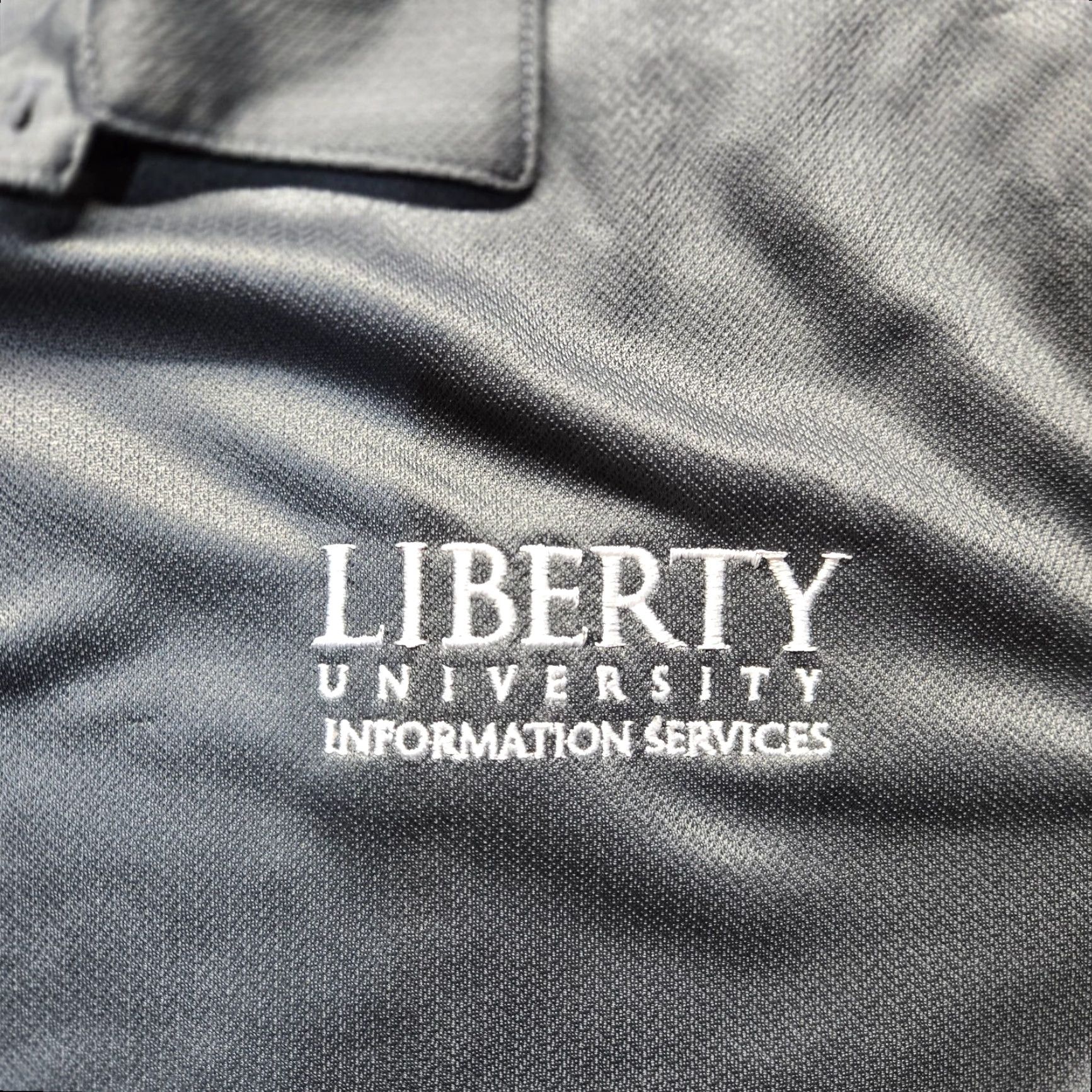 Nike VINTAGE Nike Polo Shirt Mens M Gray University Liberty Flames Nike Dri-Fit Polo Shirt Adult Medium Gray Mens Size US M / EU 48-50 / 2 - 2 Thumbnail