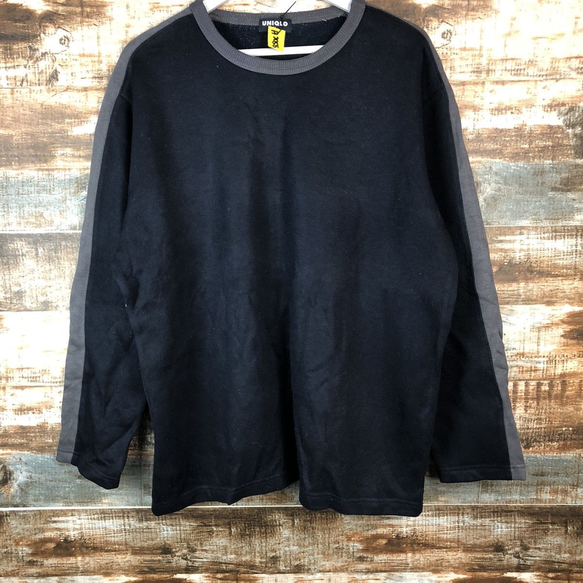 Uniqlo Uniqlo japan vintage Black Sweatshirt #A2058 Size US XL / EU 56 / 4 - 3 Thumbnail