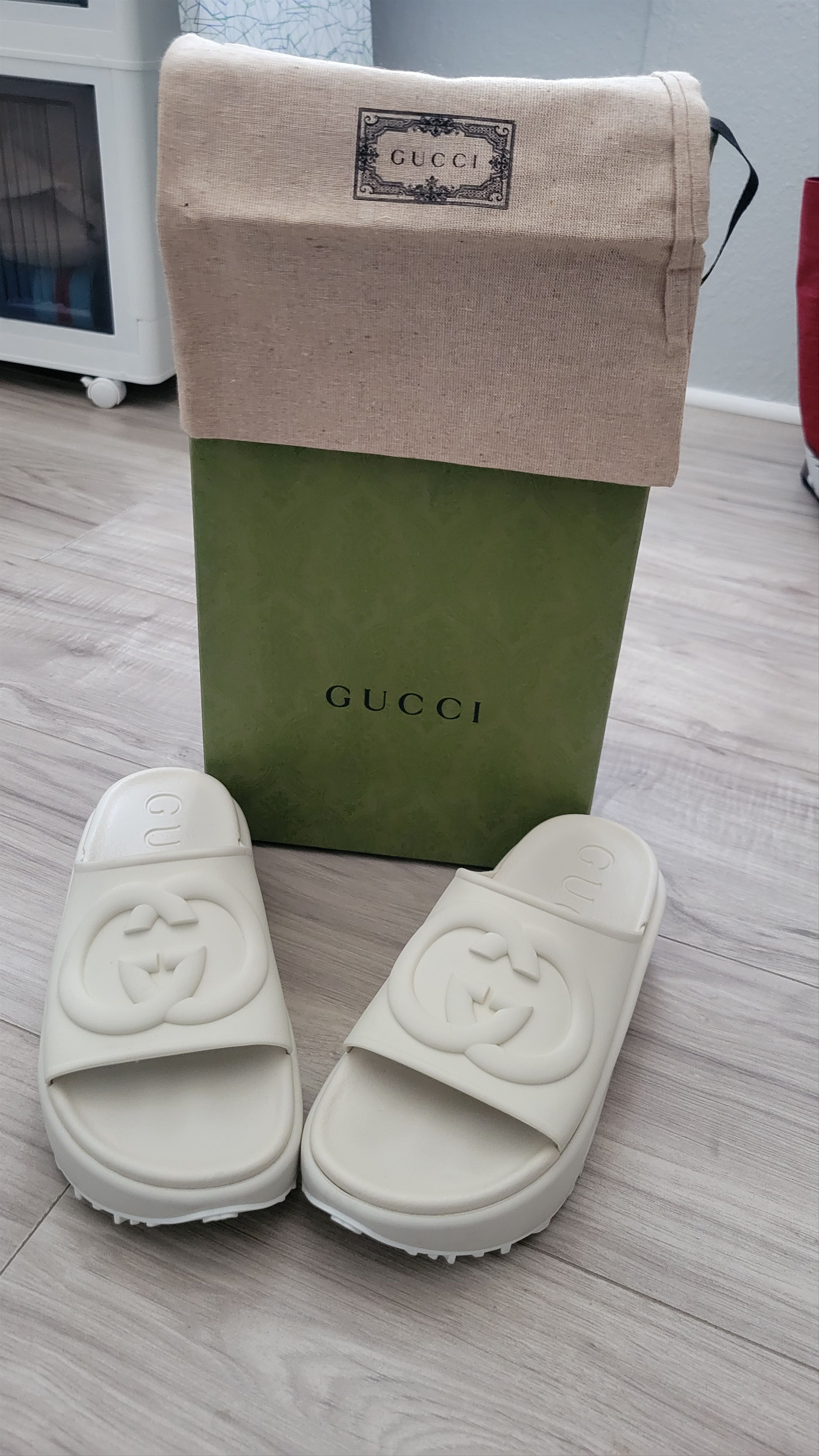 Gucci Gucci Sandals Size US 6 / IT 36 - 1 Thumbnail