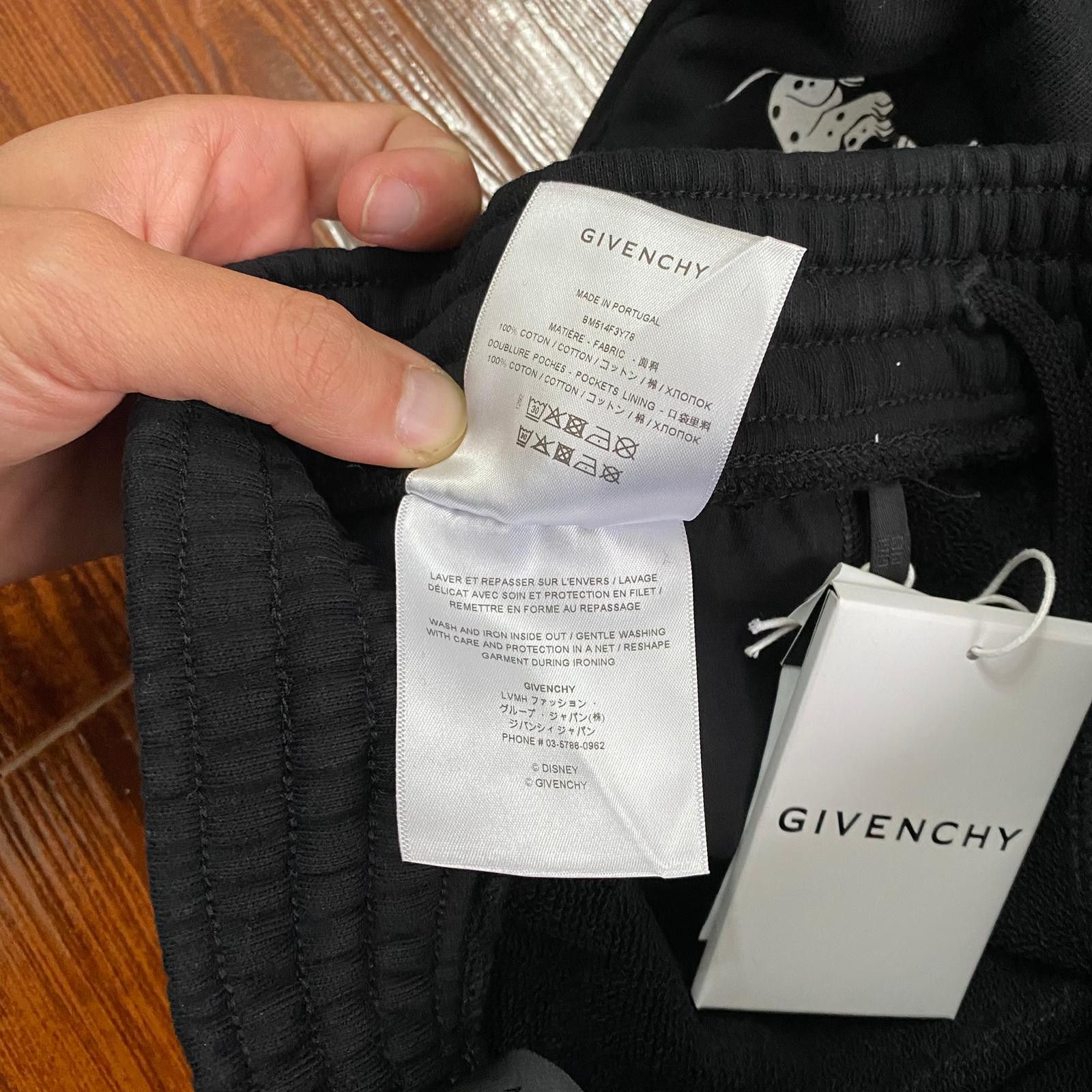Givenchy x Disney Black Dalmatian Print Logo Sweatpants Size US 28 / EU 44 - 8 Thumbnail