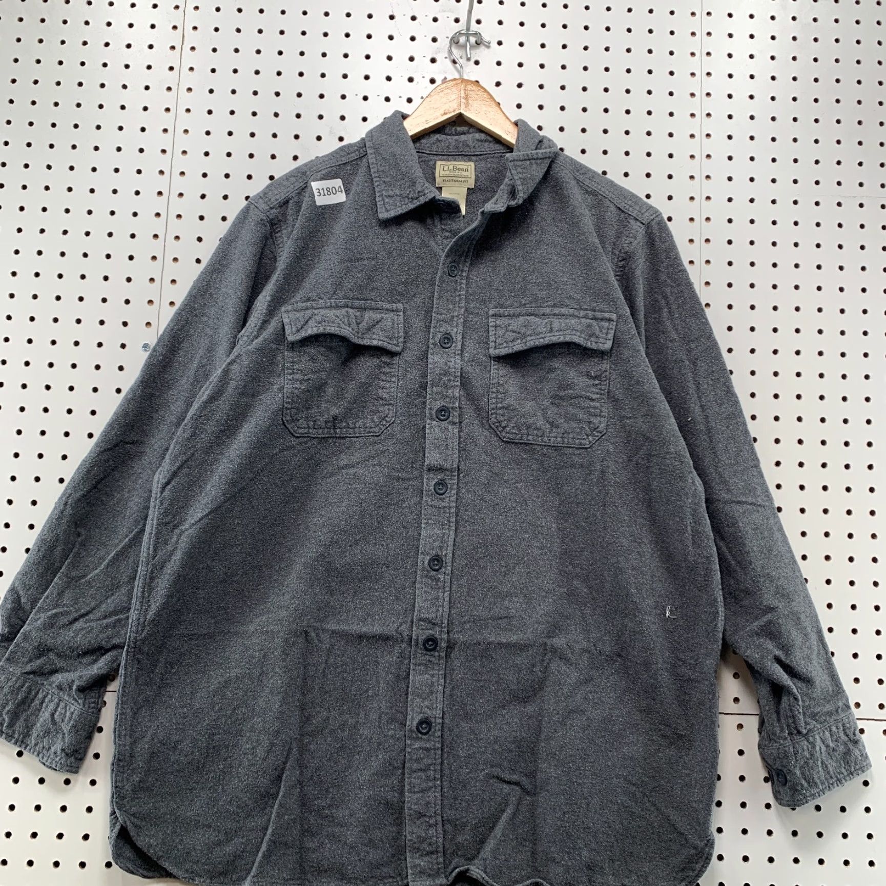 Vintage VINTAGE L.L. Bean Chamoi Button Shirt Men Large Tall Gray Long Sleeve Outdoor Pocket 90s Size US L / EU 52-54 / 3 - 6 Thumbnail